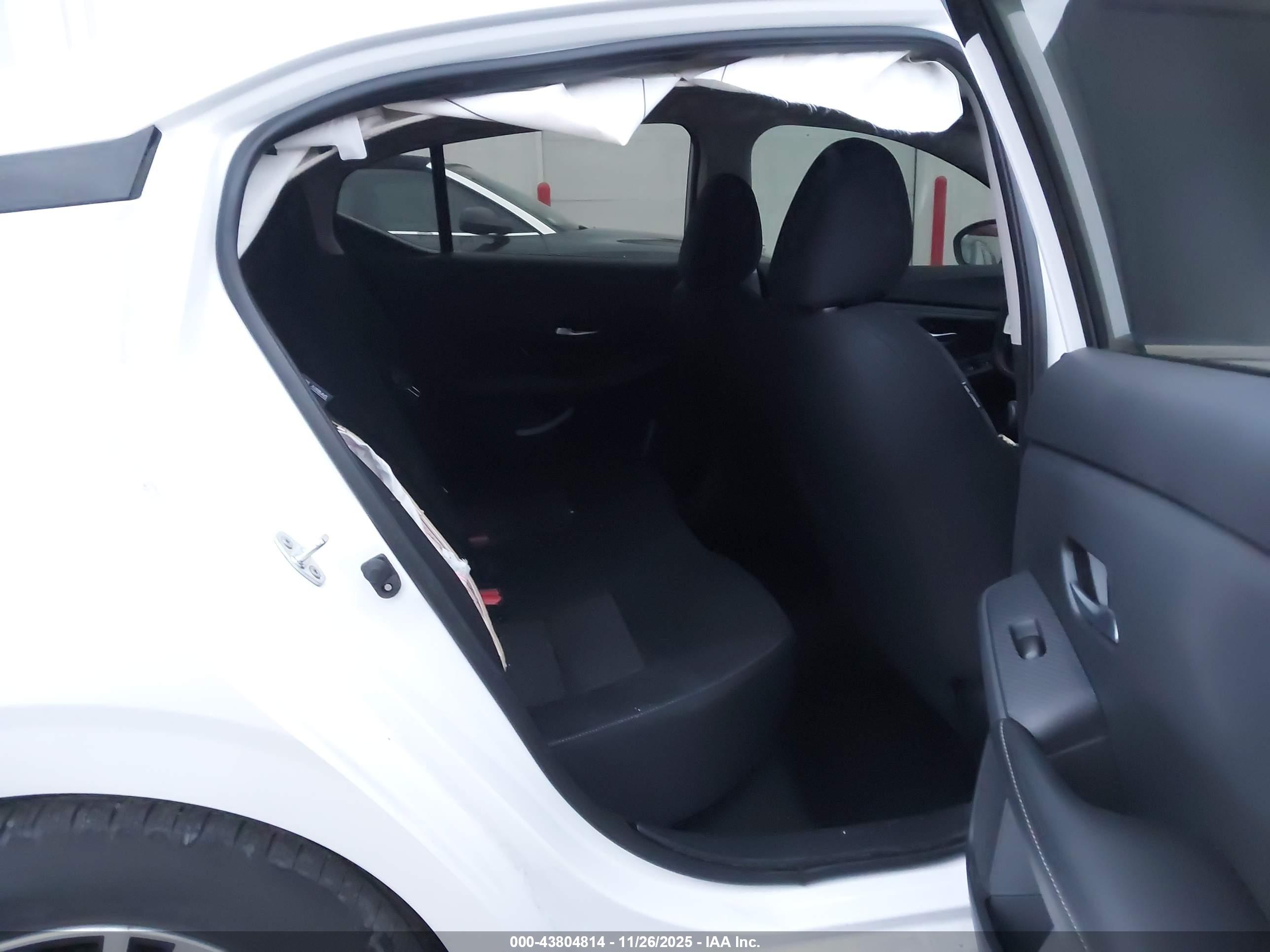 NISSAN SENTRA image 8