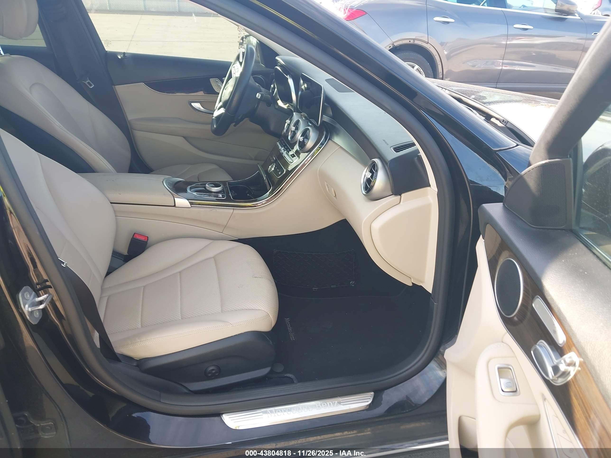 MERCEDES-BENZ C image 5