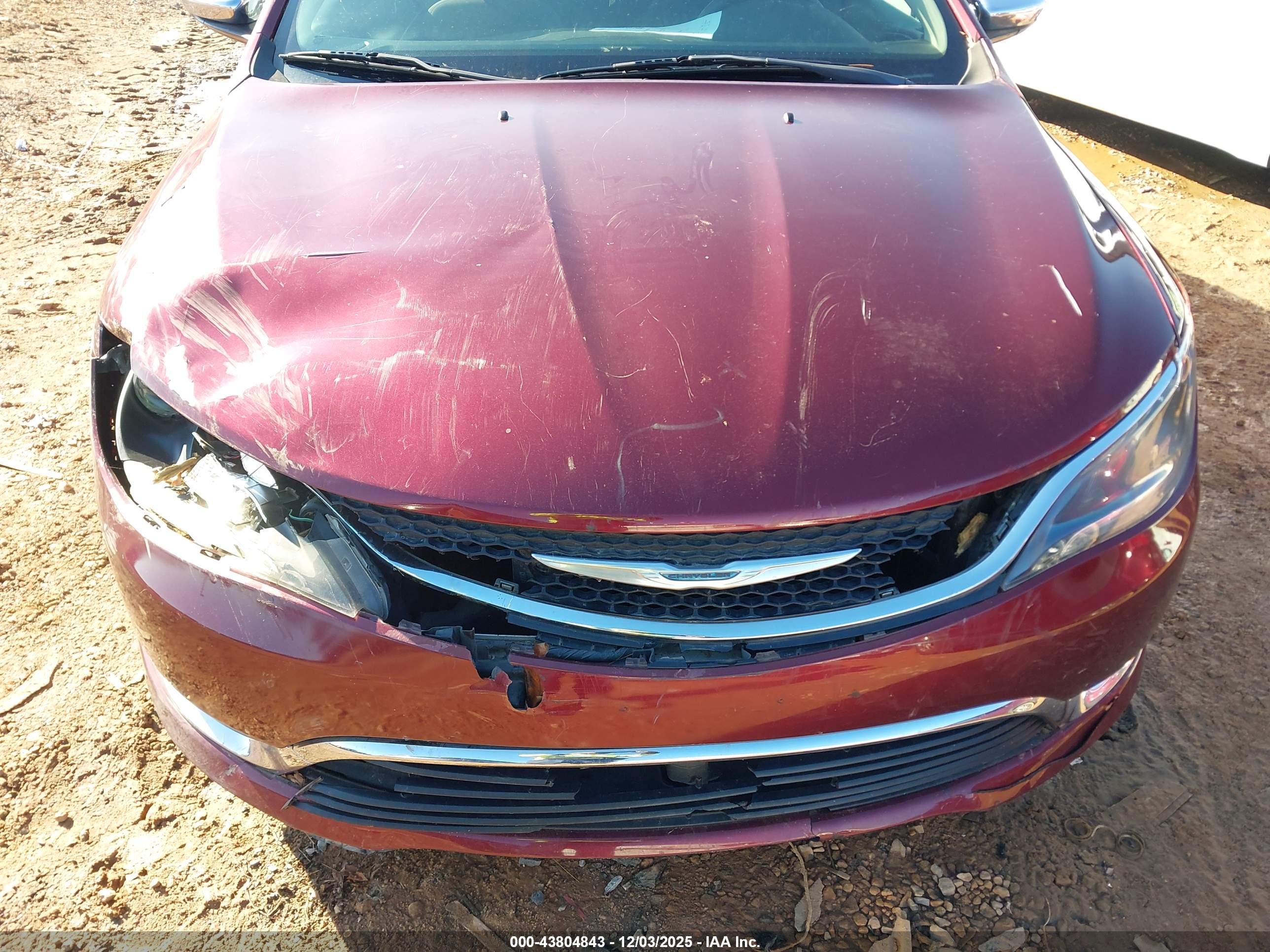 CHRYSLER 200 image 6