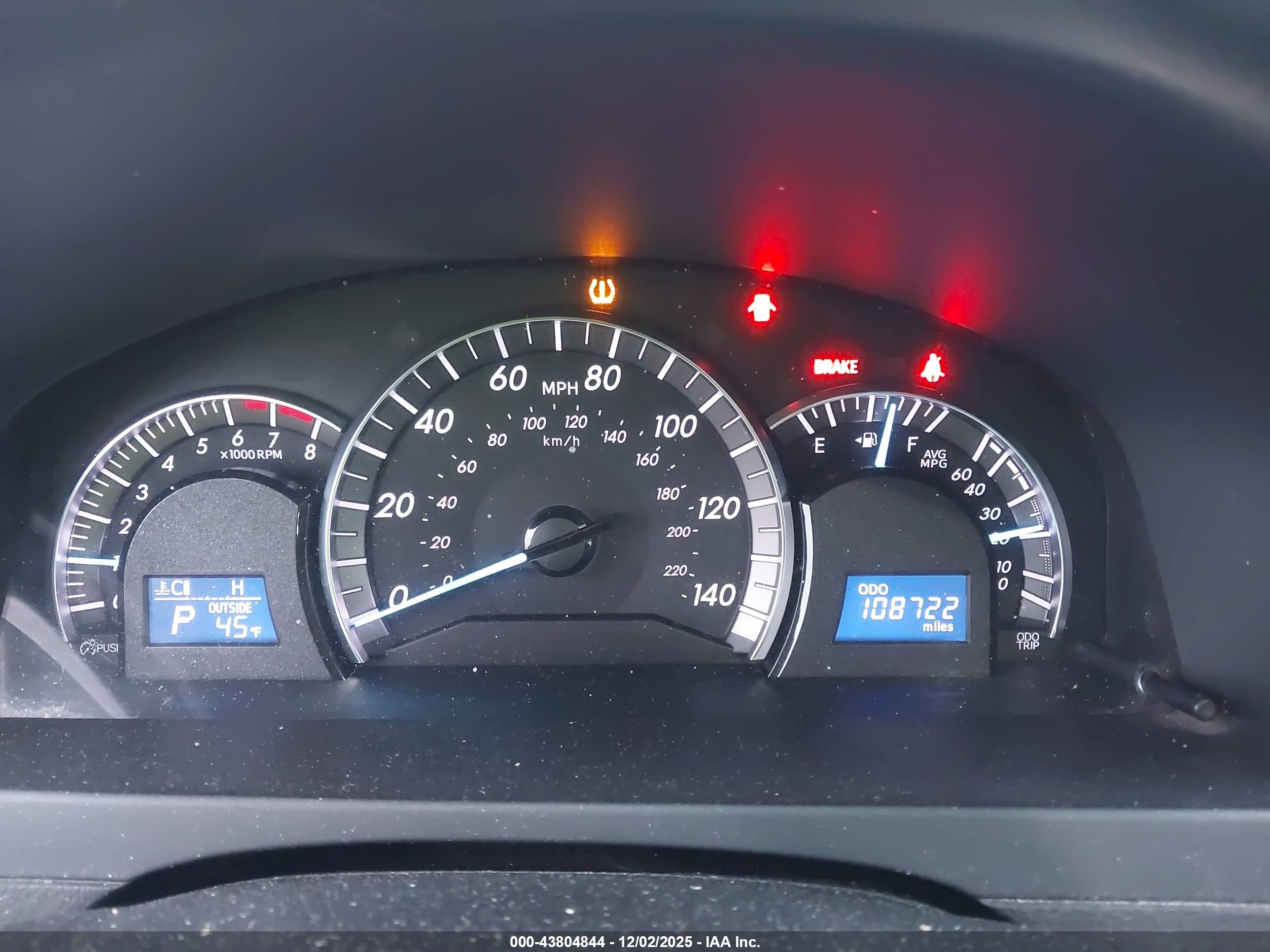 TOYOTA CAMRY image 7