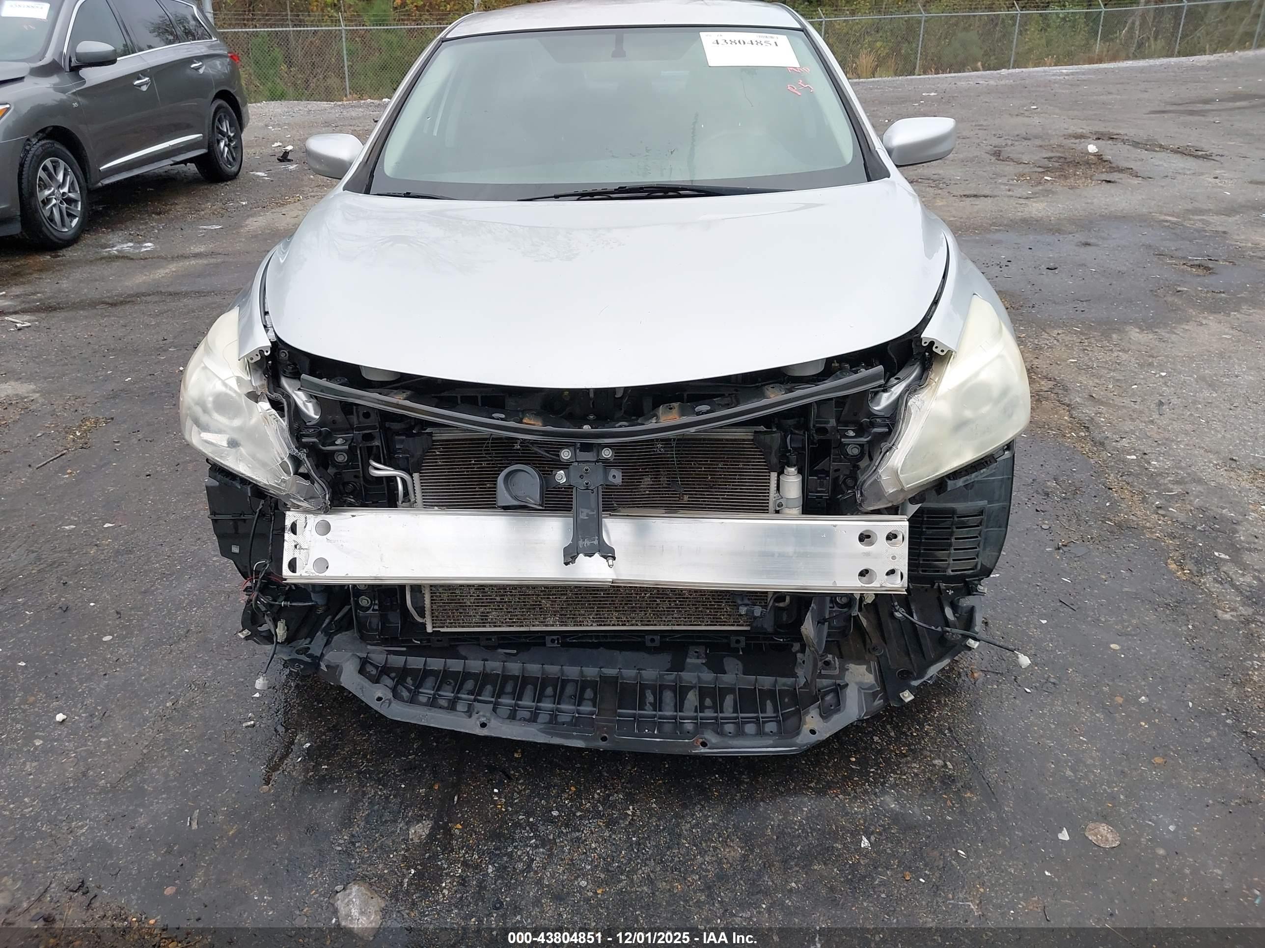 NISSAN ALTIMA image 6