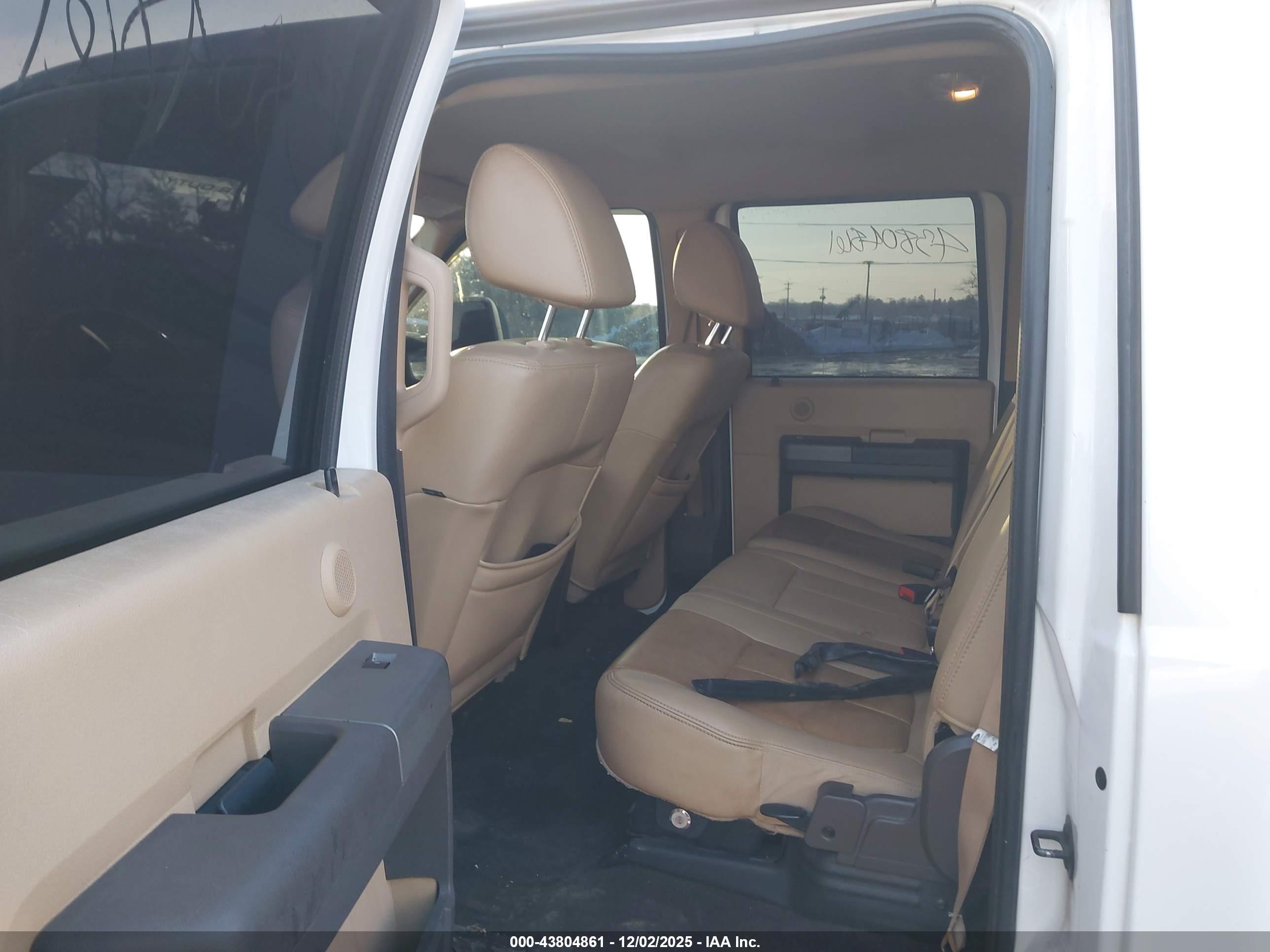FORD F-350 image 8