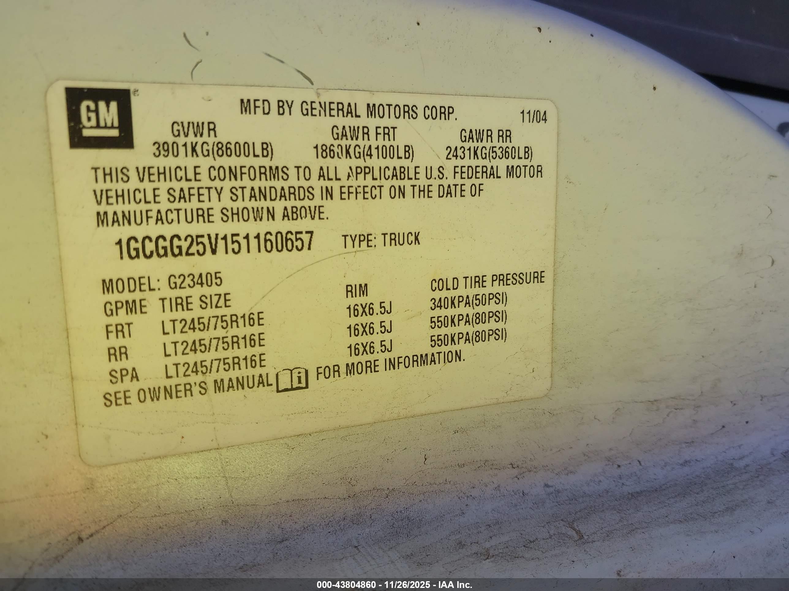 CHEVROLET EXPRESS image 9