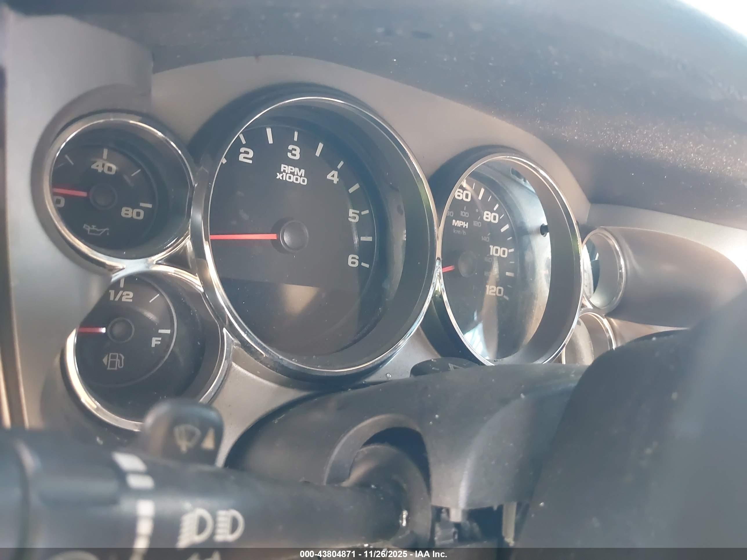 GMC SIERRA image 7