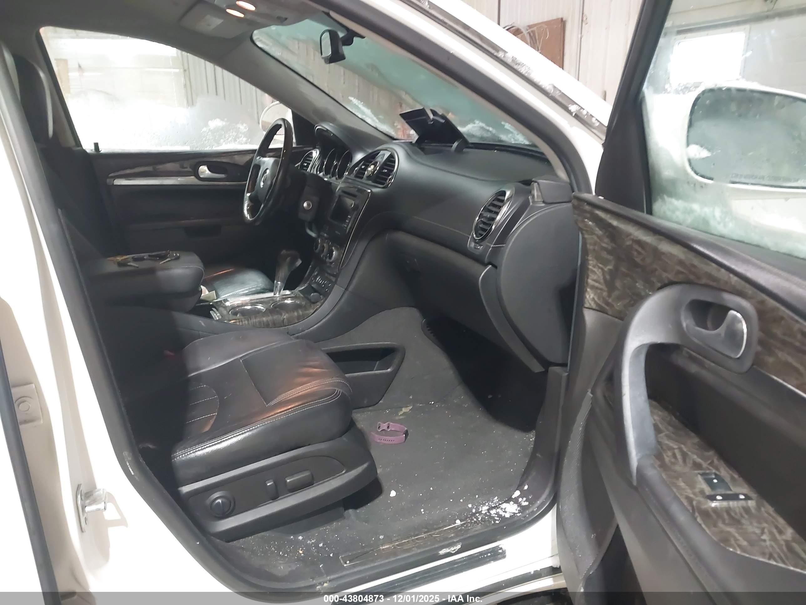 BUICK ENCLAVE image 5