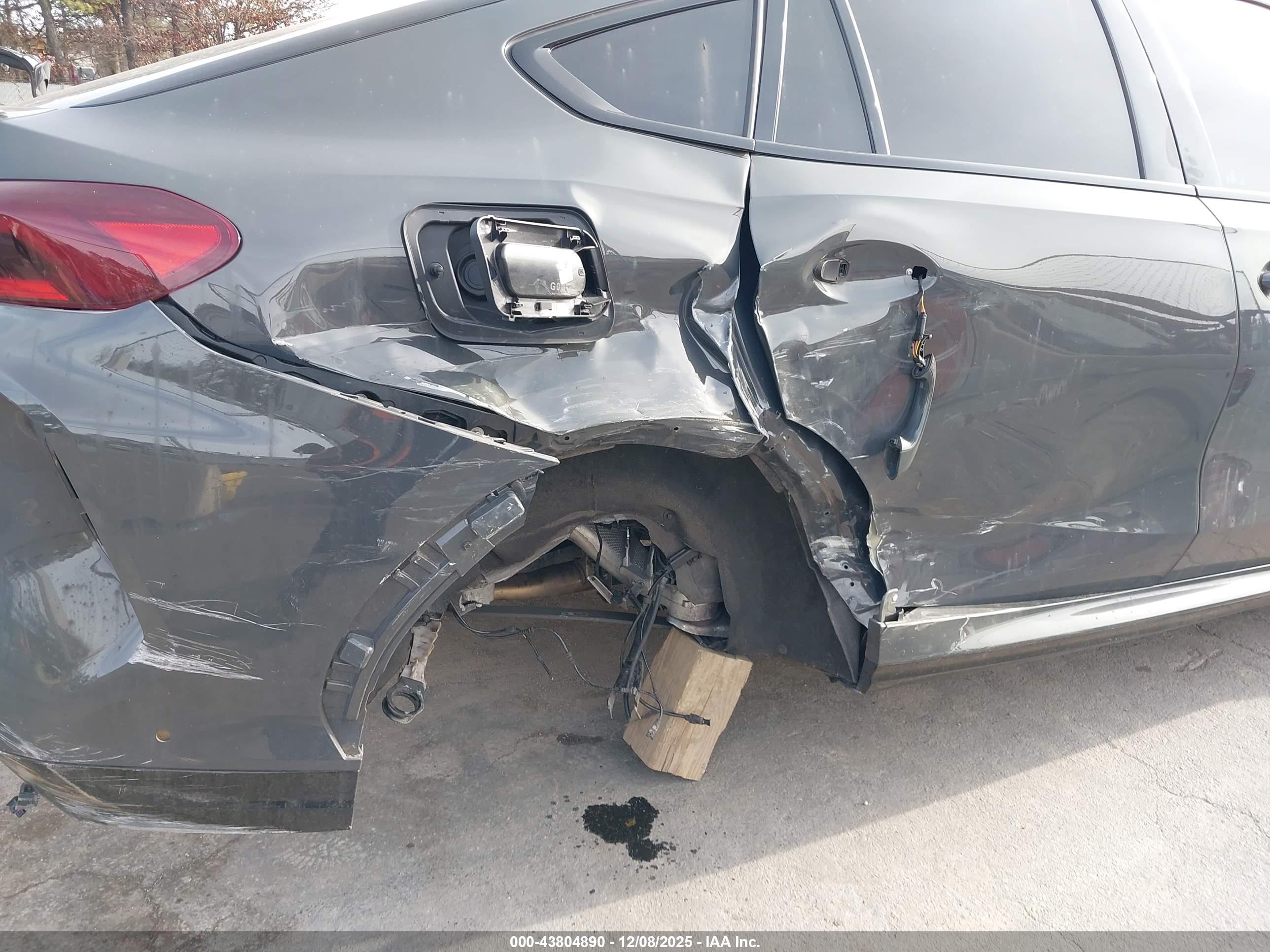 BMW X6 image 6