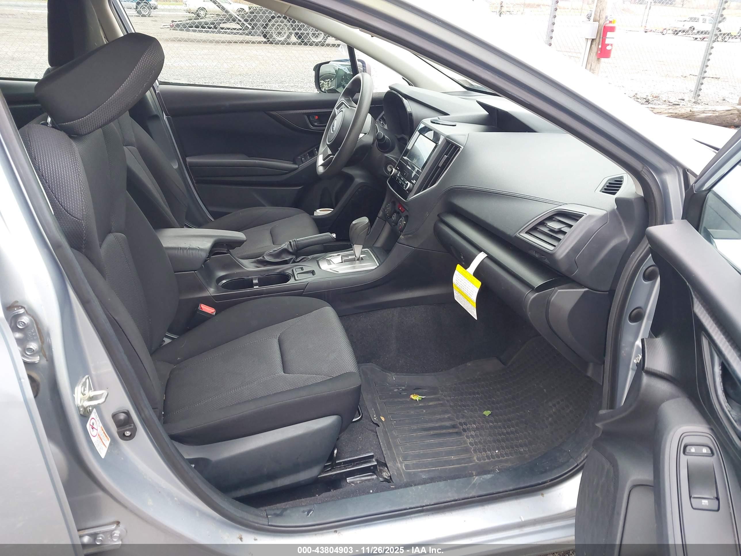 SUBARU IMPREZA image 5