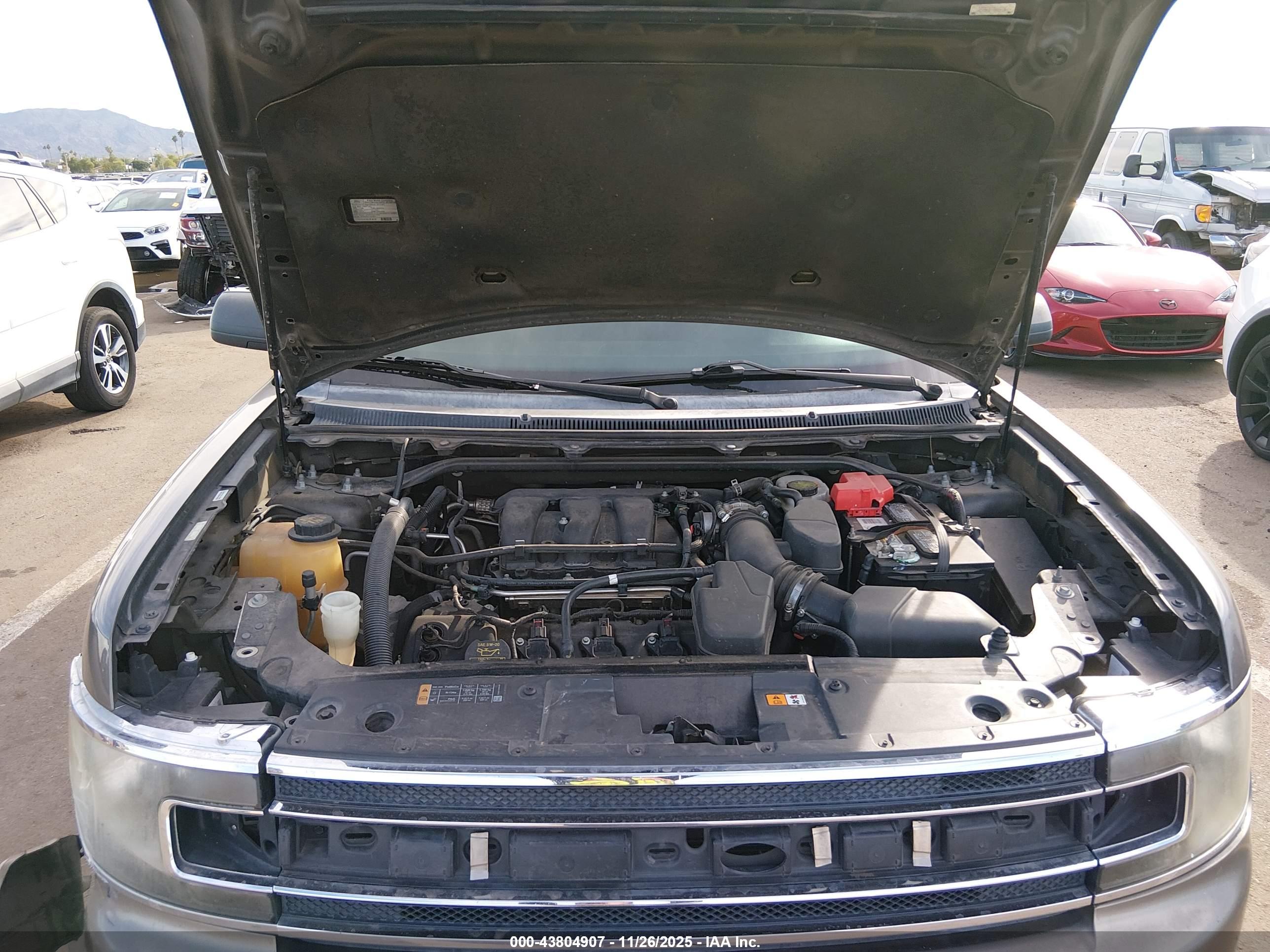 FORD FLEX image 10