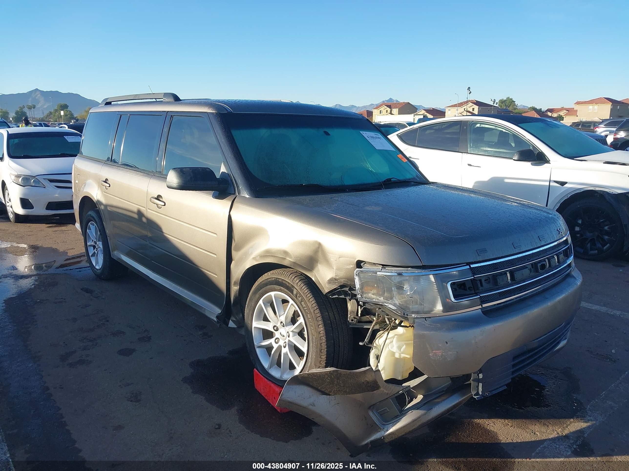 FORD FLEX image 6