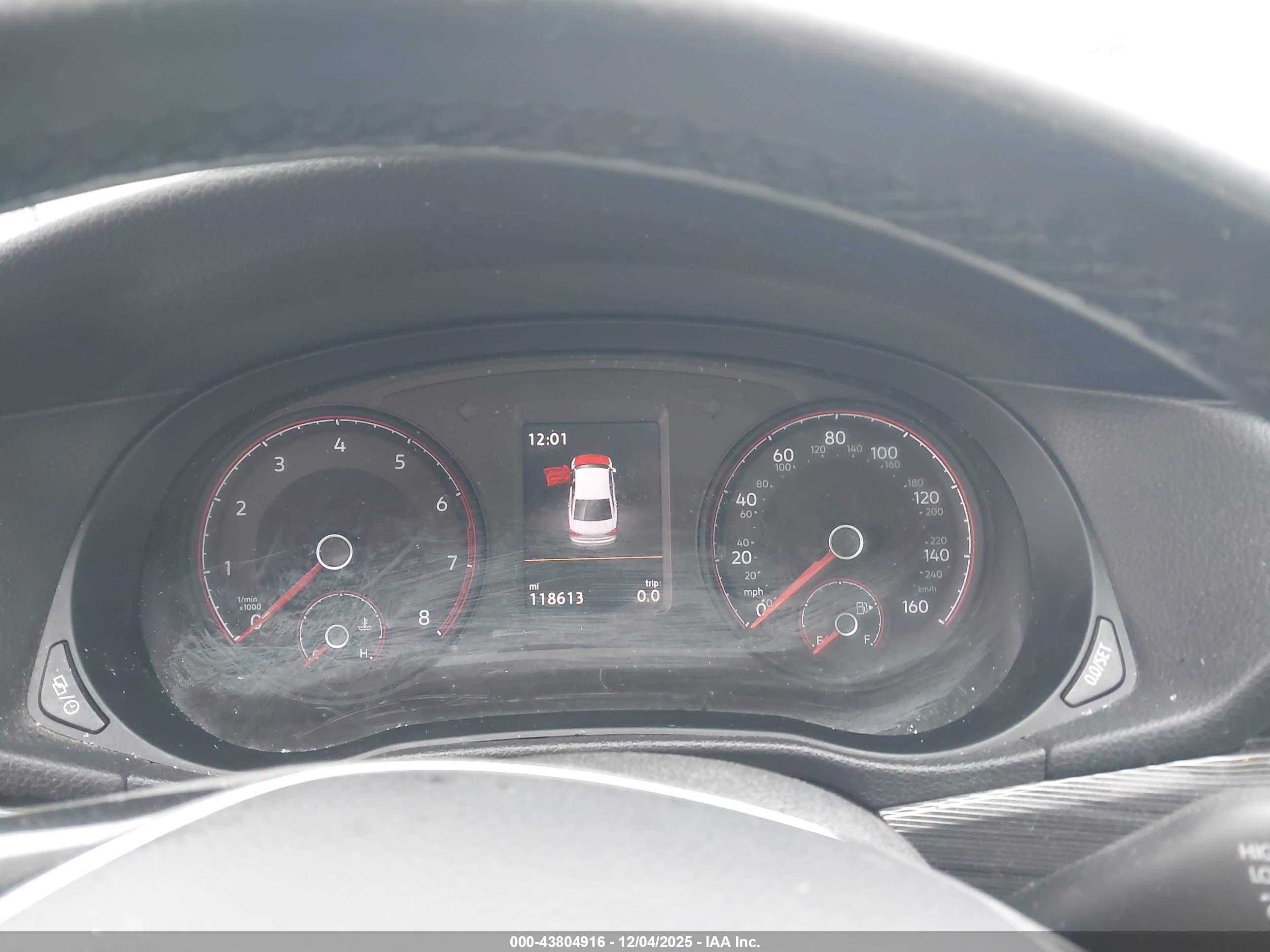 VOLKSWAGEN PASSAT image 7