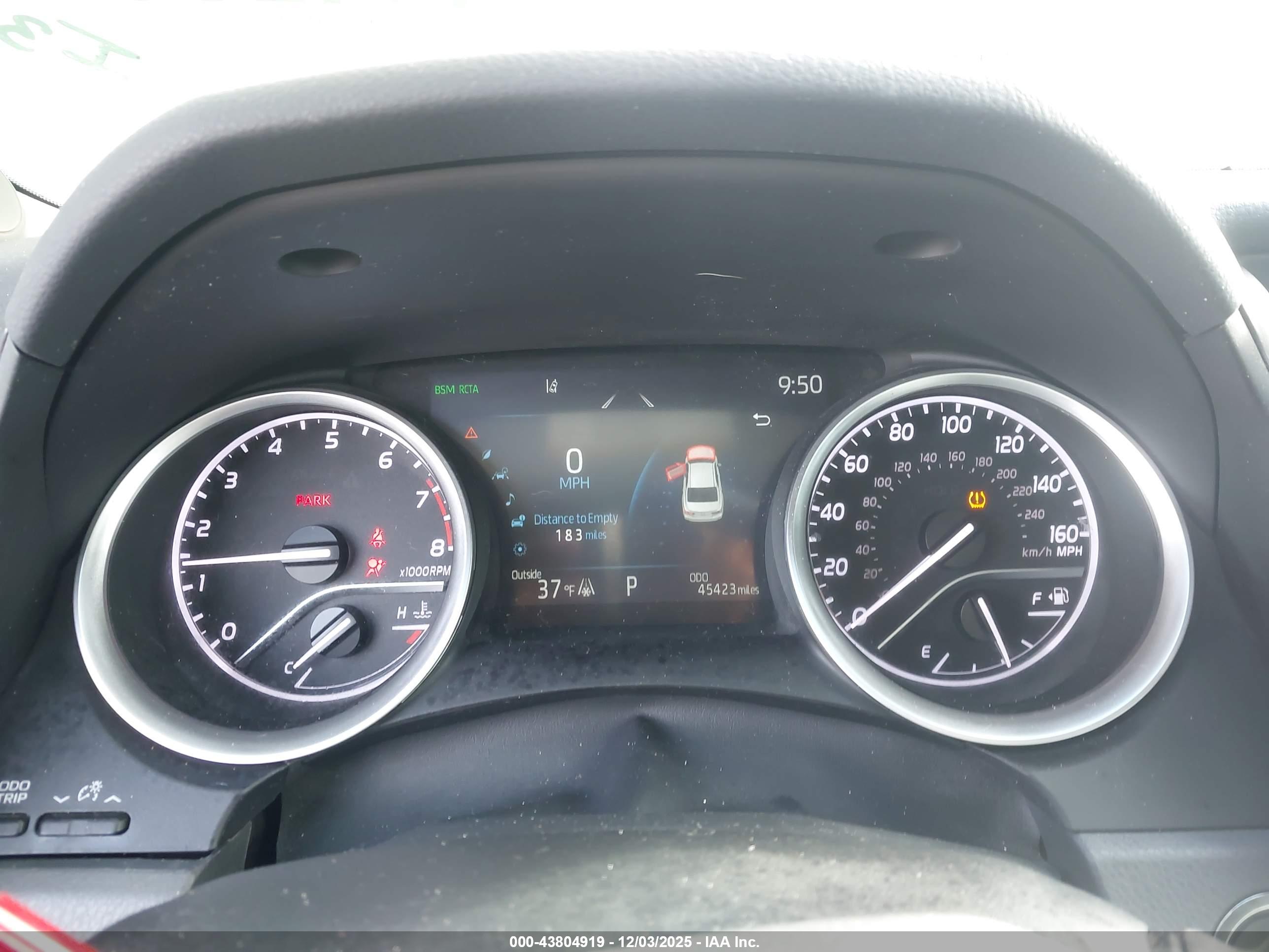 TOYOTA CAMRY image 7