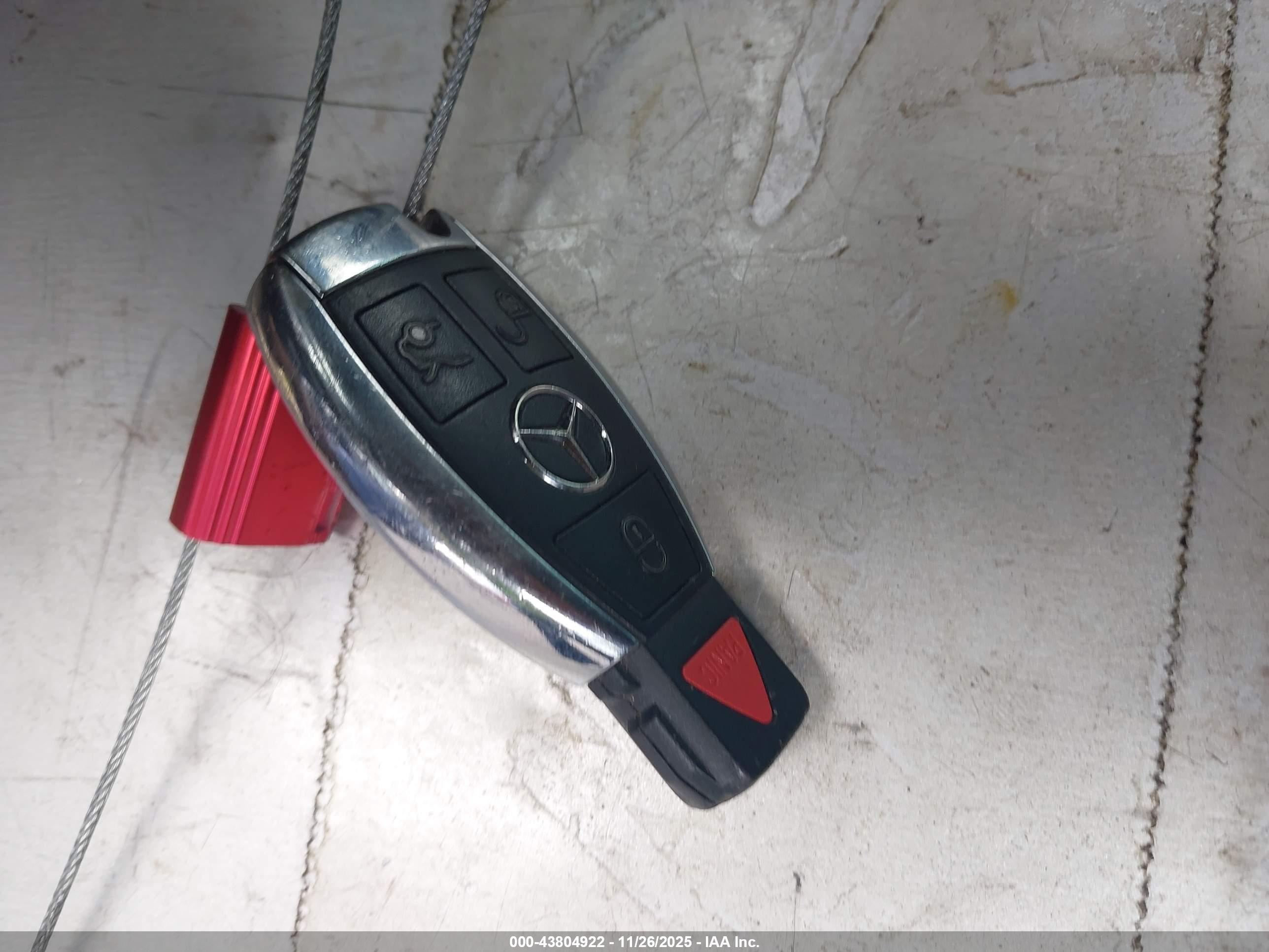 MERCEDES-BENZ C image 11