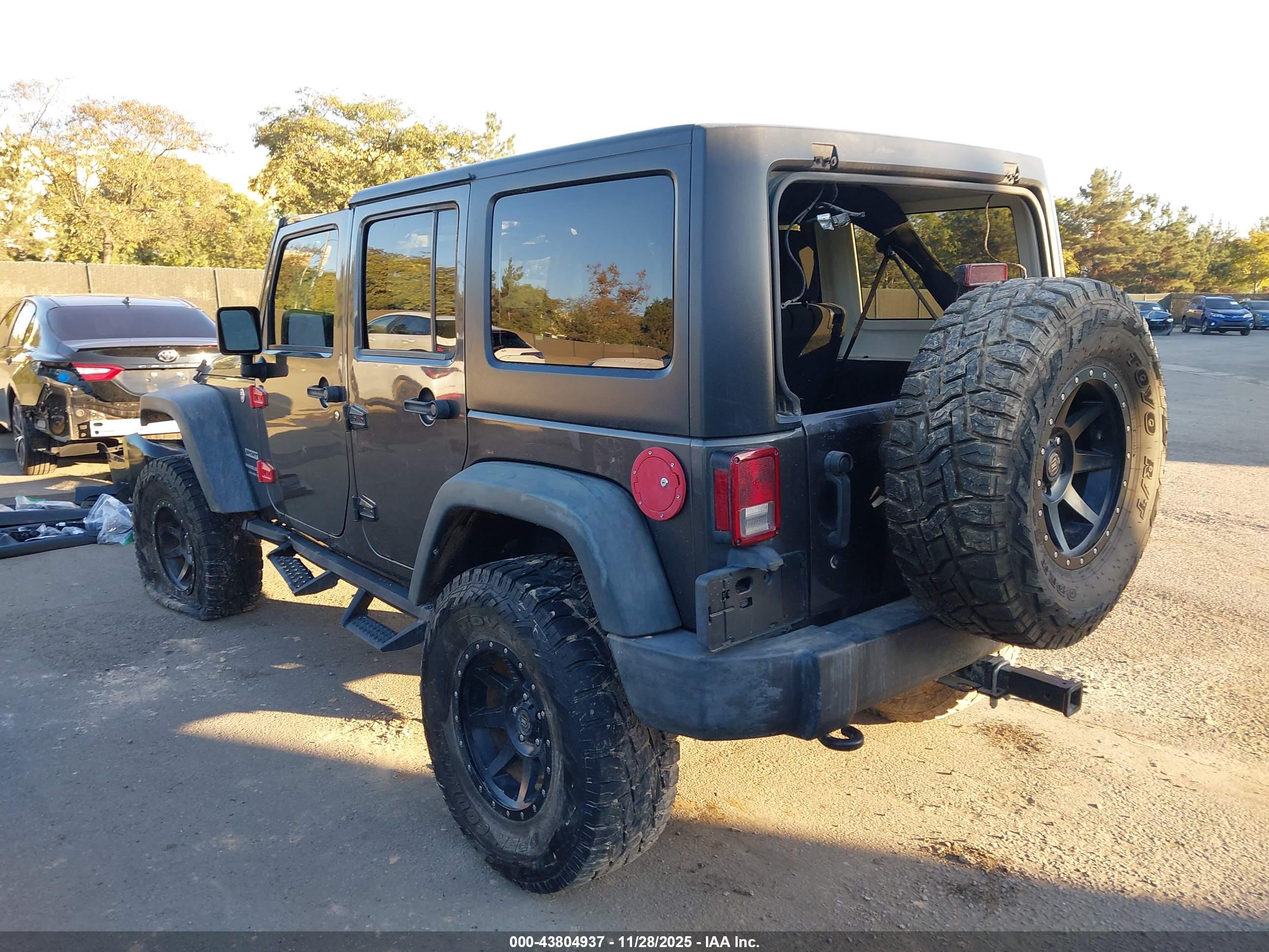 JEEP WRANGLER image 3