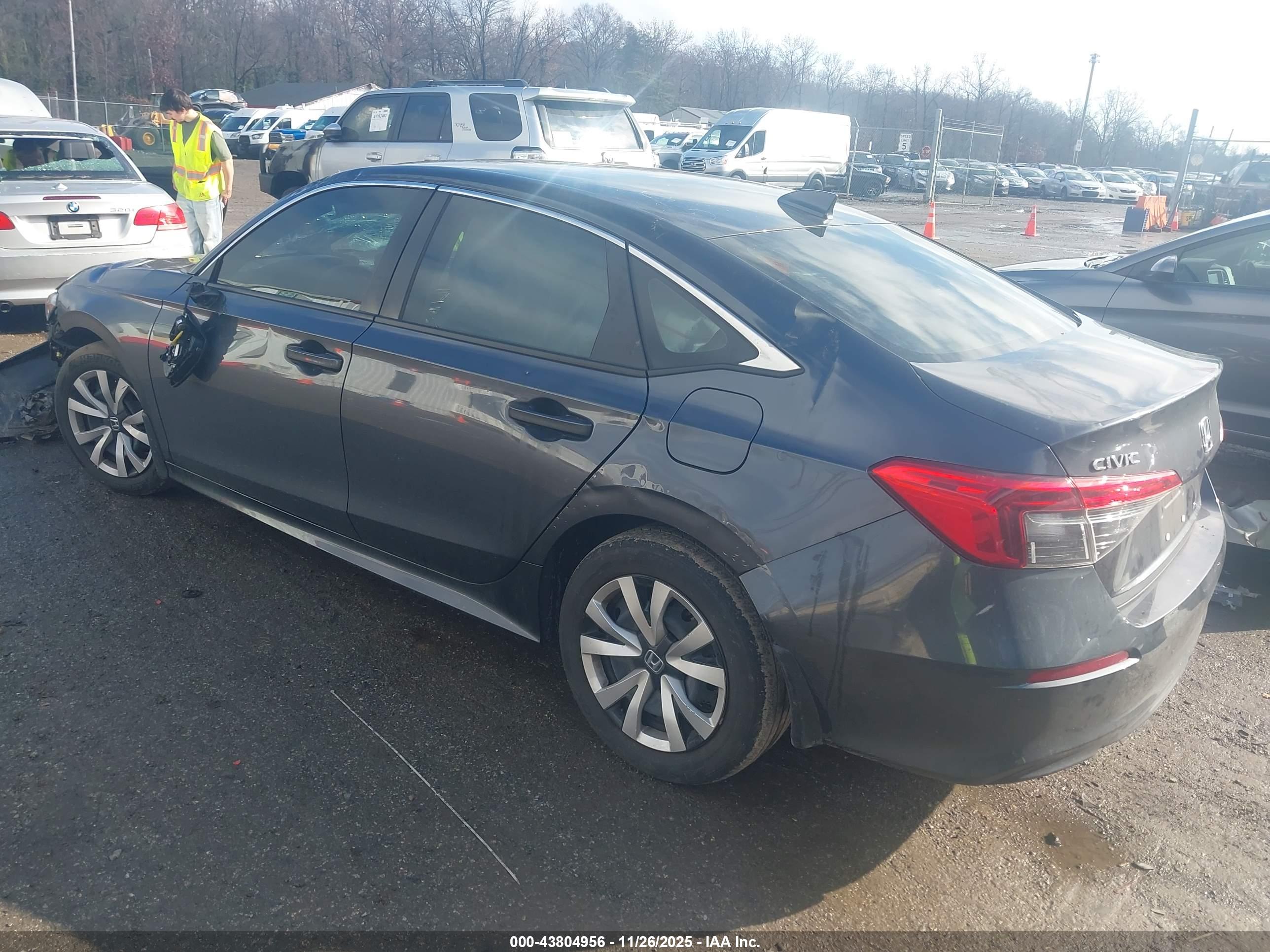 HONDA CIVIC image 3