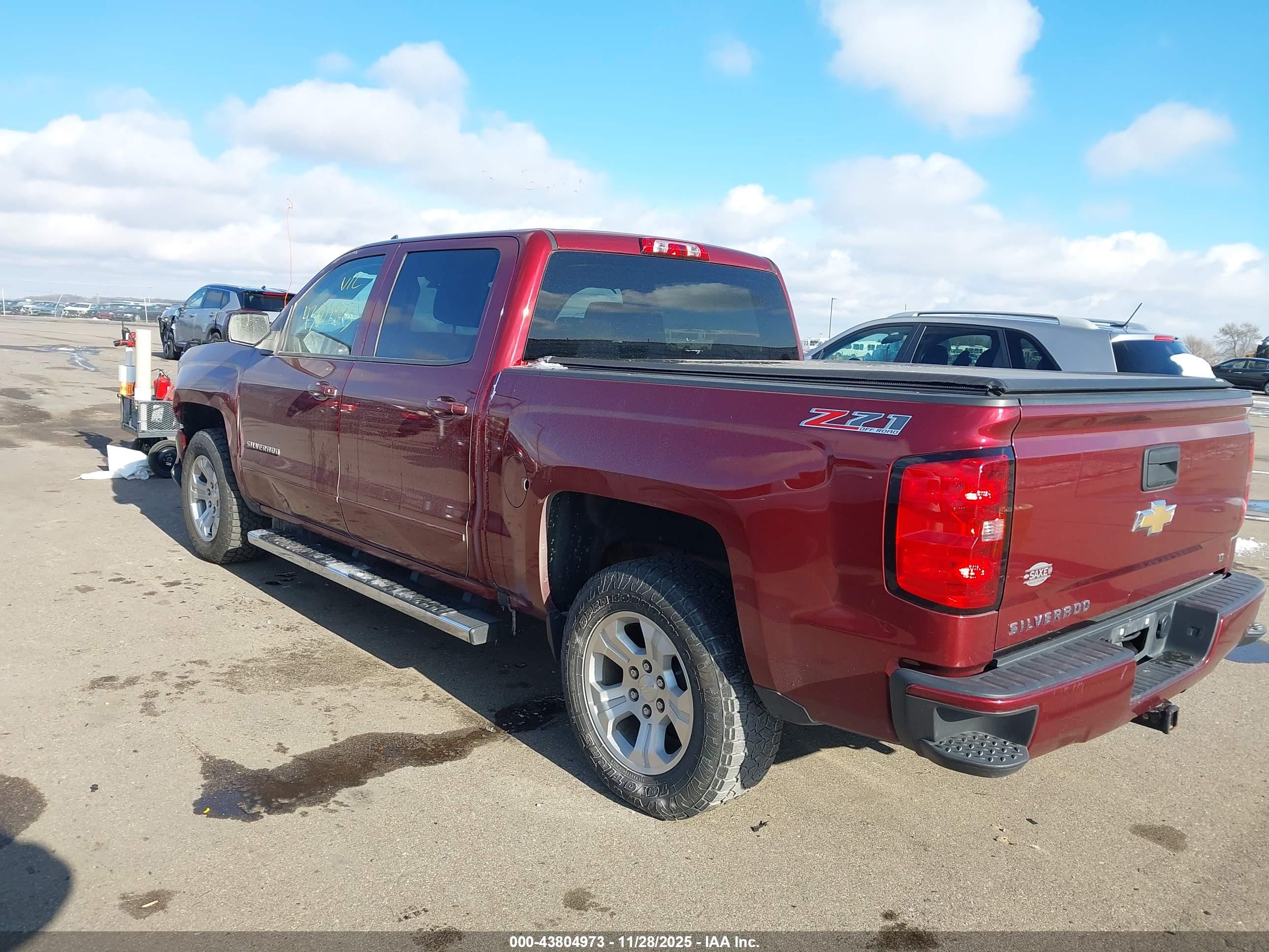 CHEVROLET SILVERADO image 3