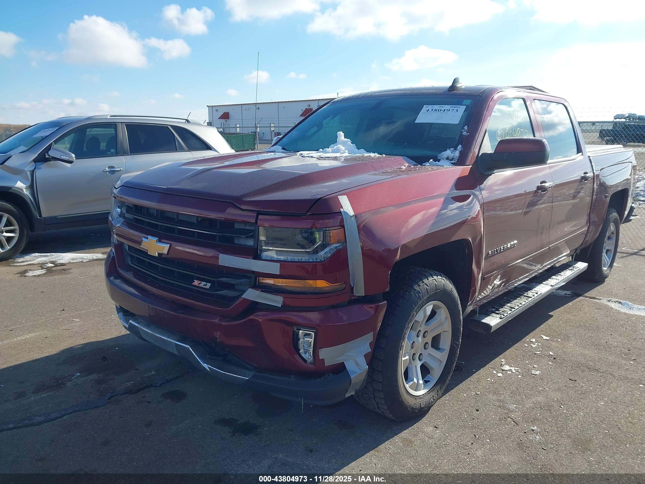 CHEVROLET SILVERADO image 6