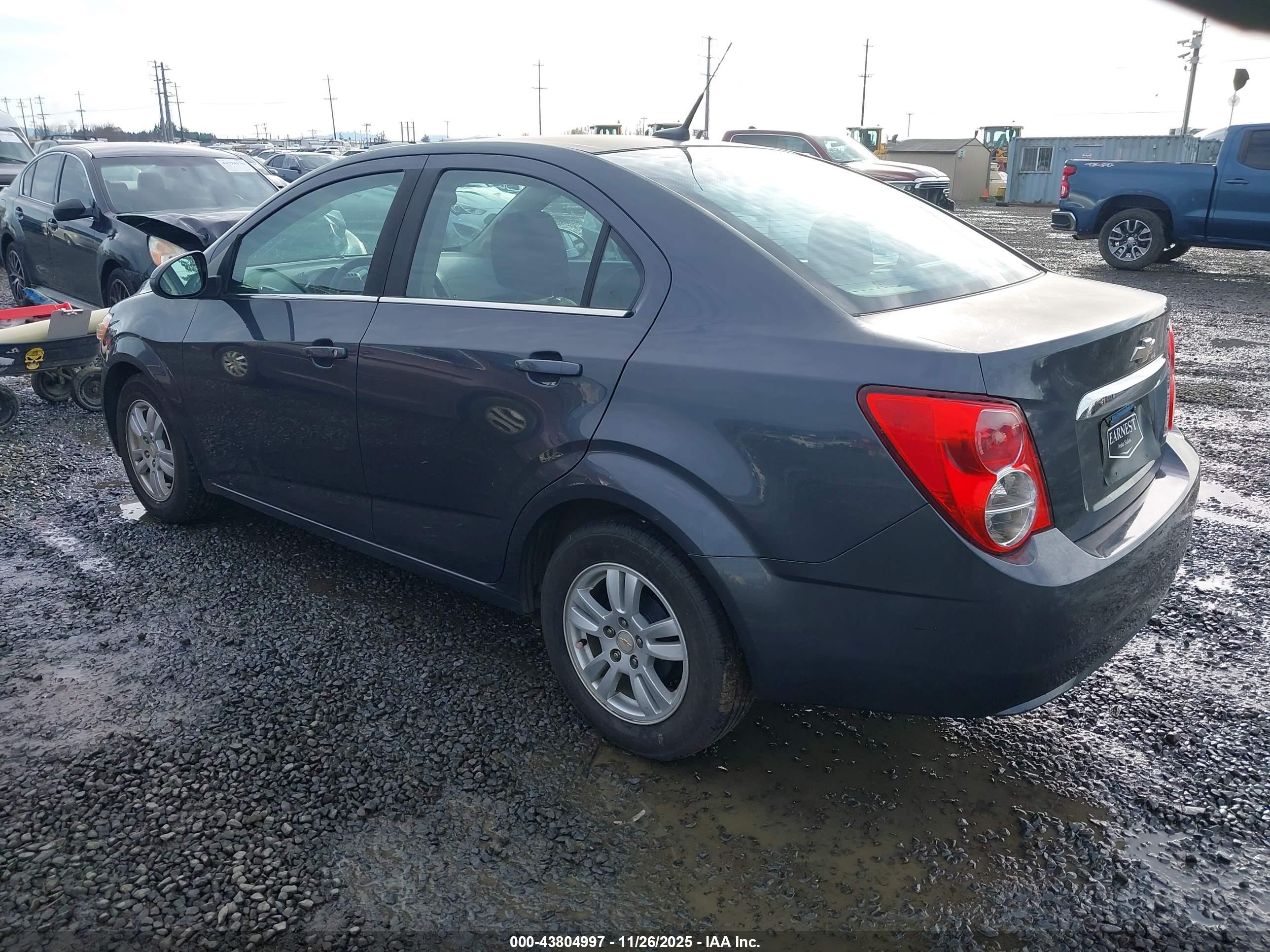 CHEVROLET SONIC image 3