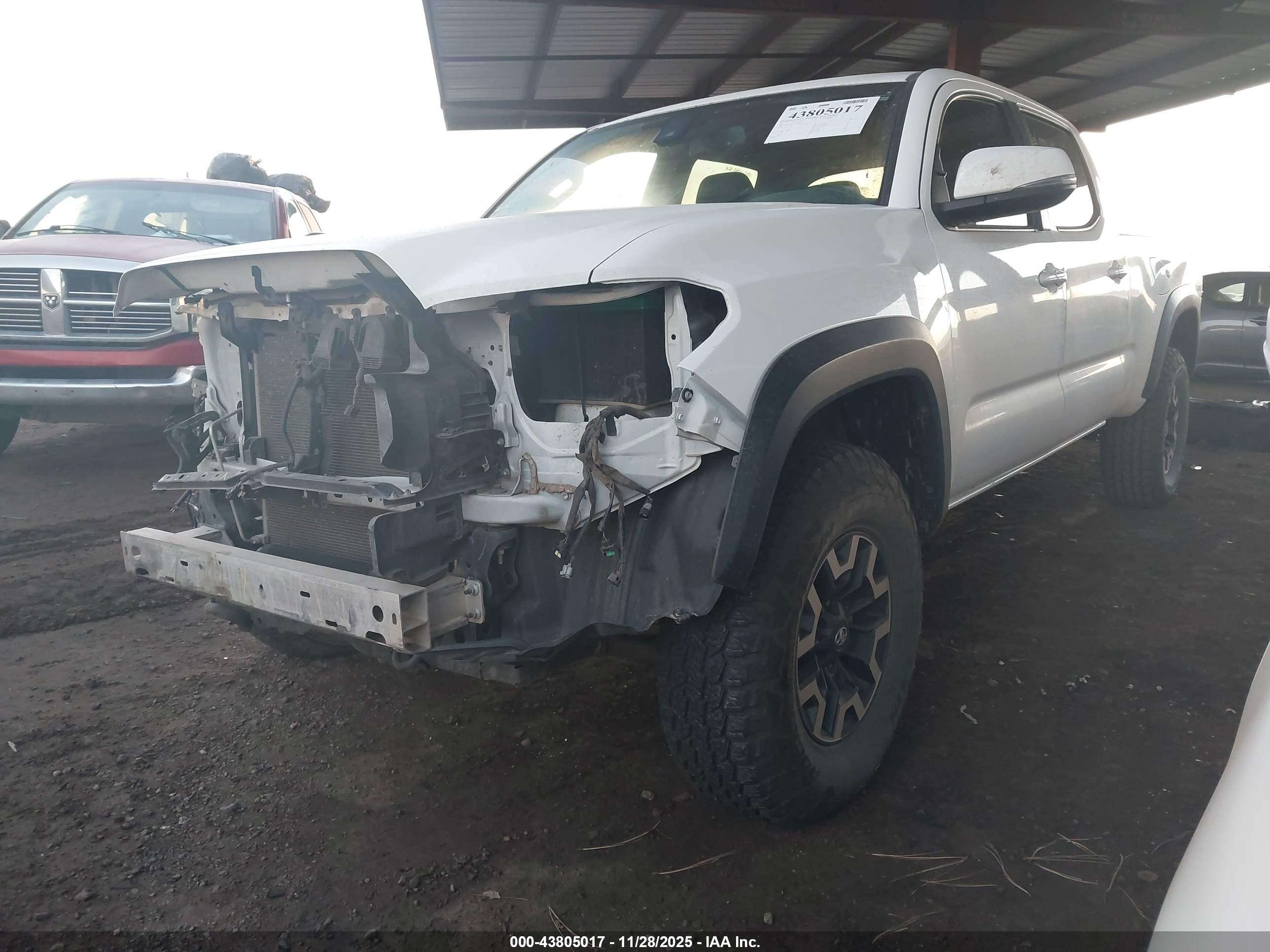 TOYOTA TACOMA image 2