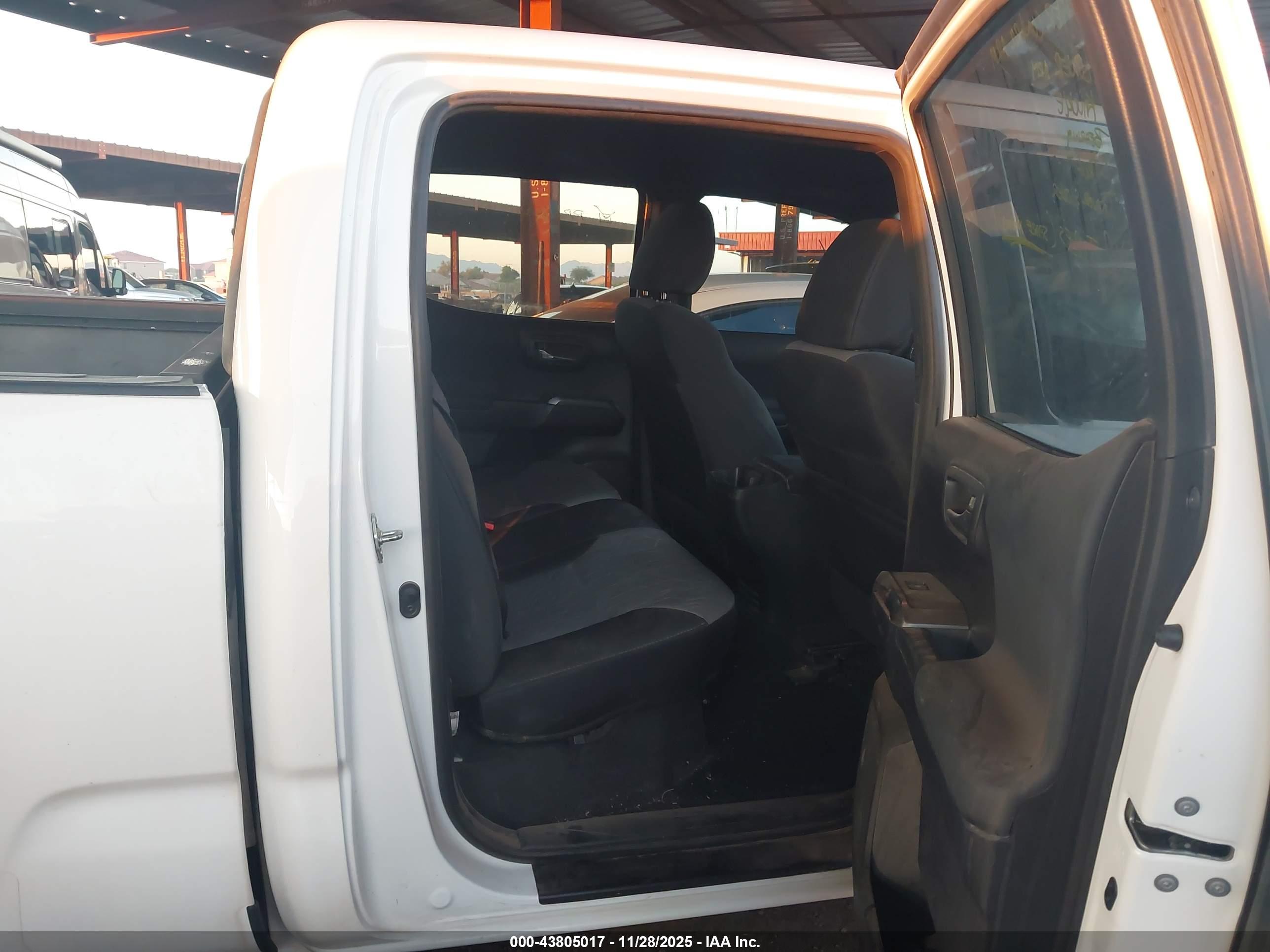 TOYOTA TACOMA image 8