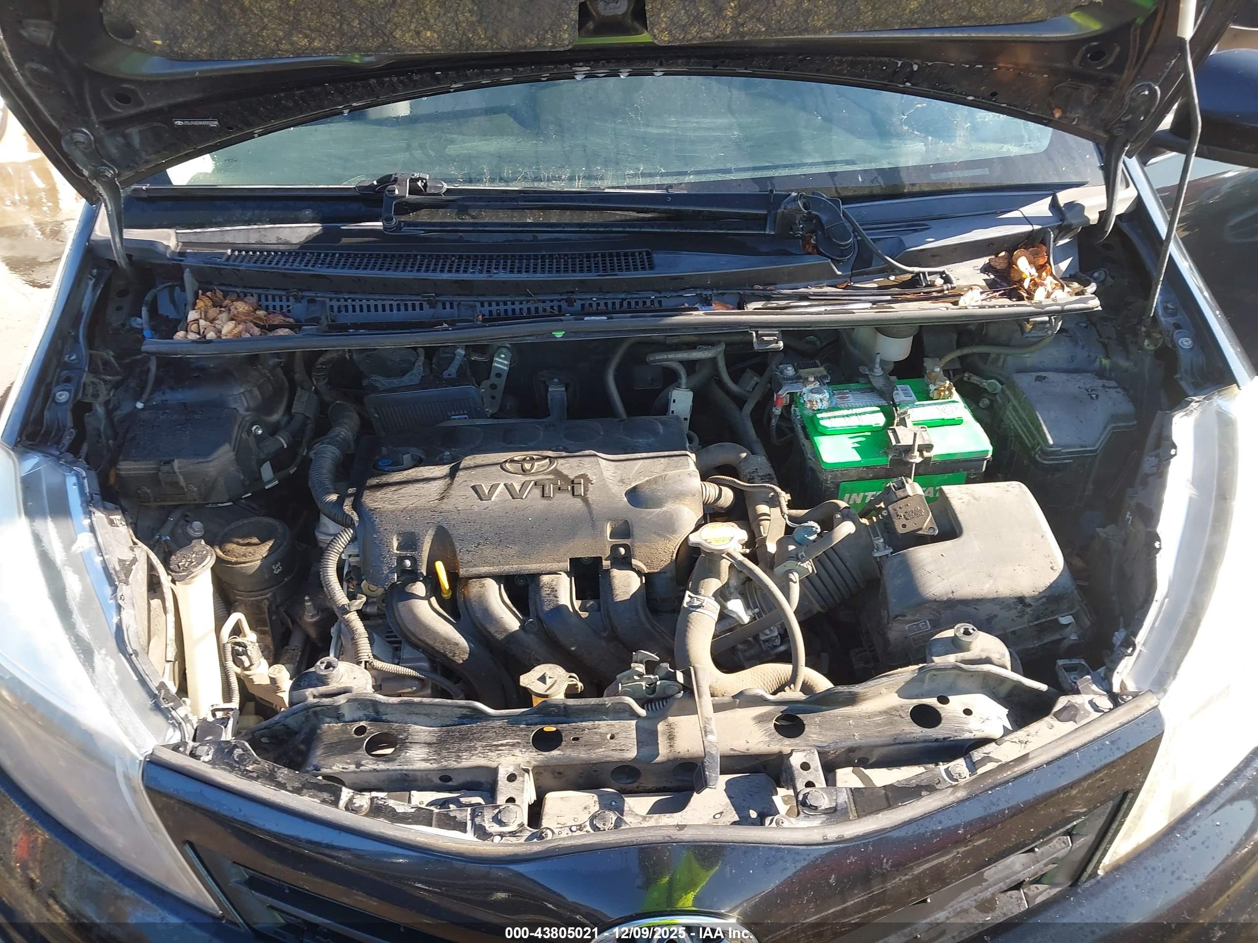 TOYOTA YARIS image 10