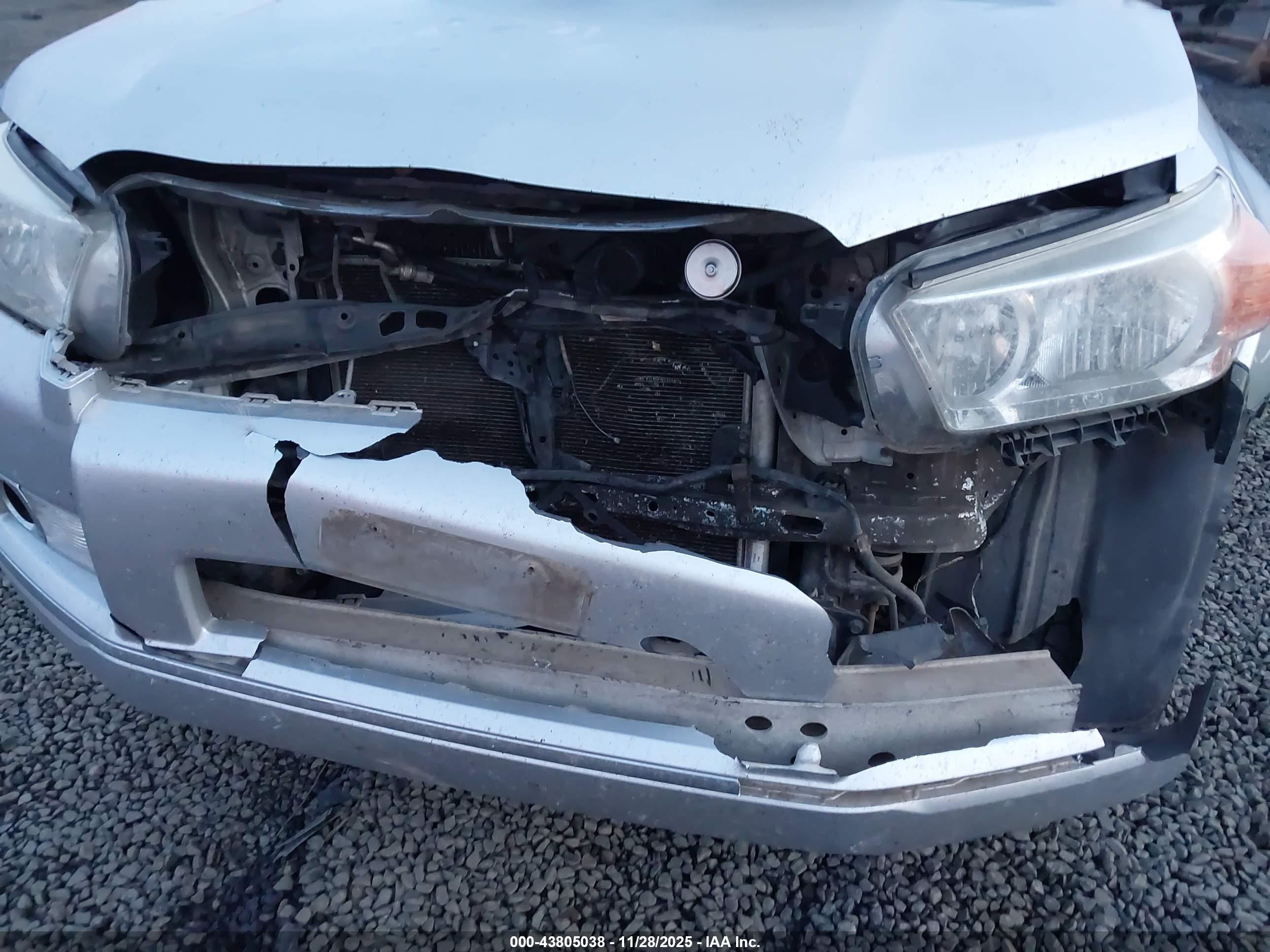 TOYOTA 4RUNNER image 6