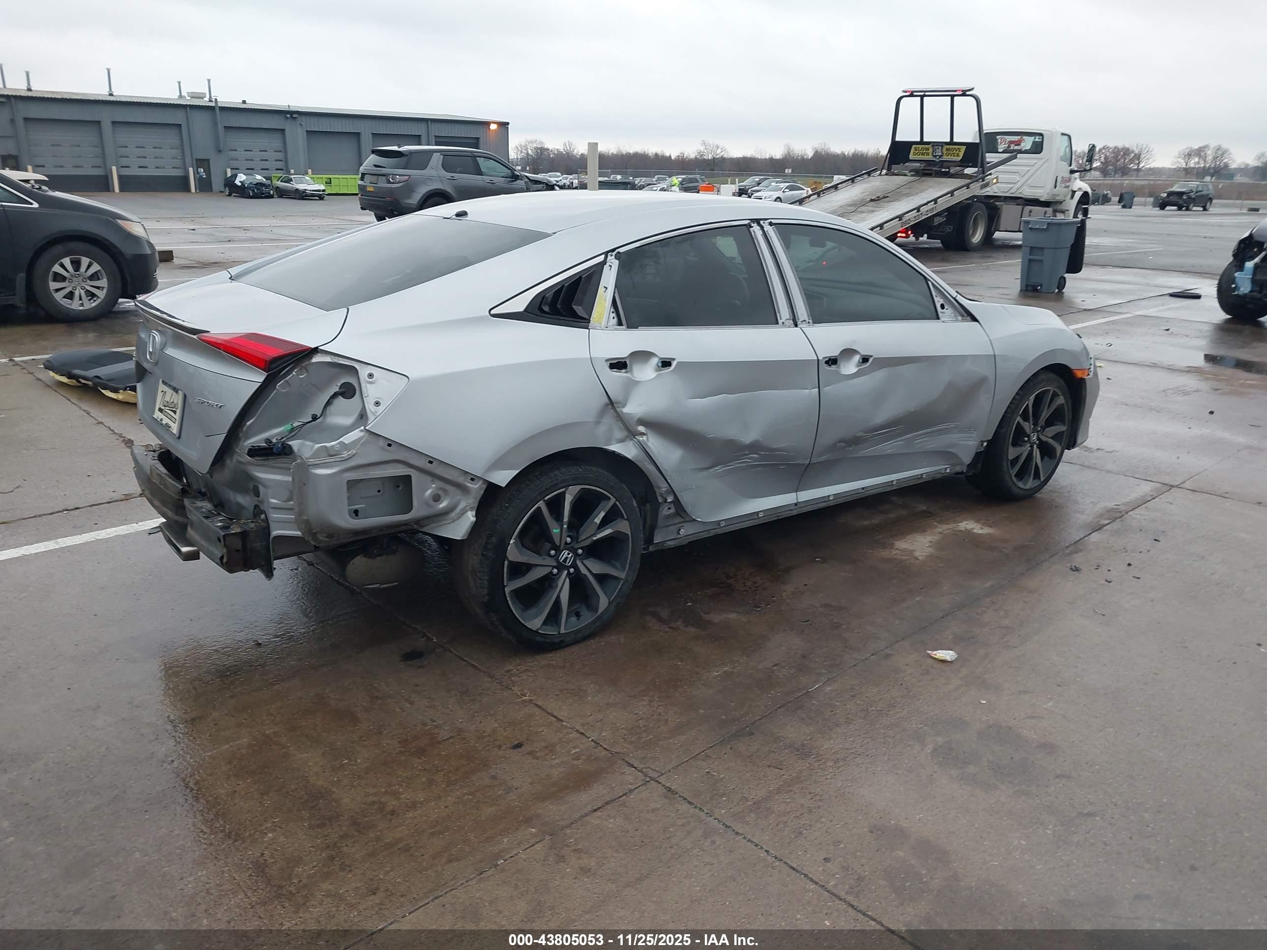 HONDA CIVIC image 4