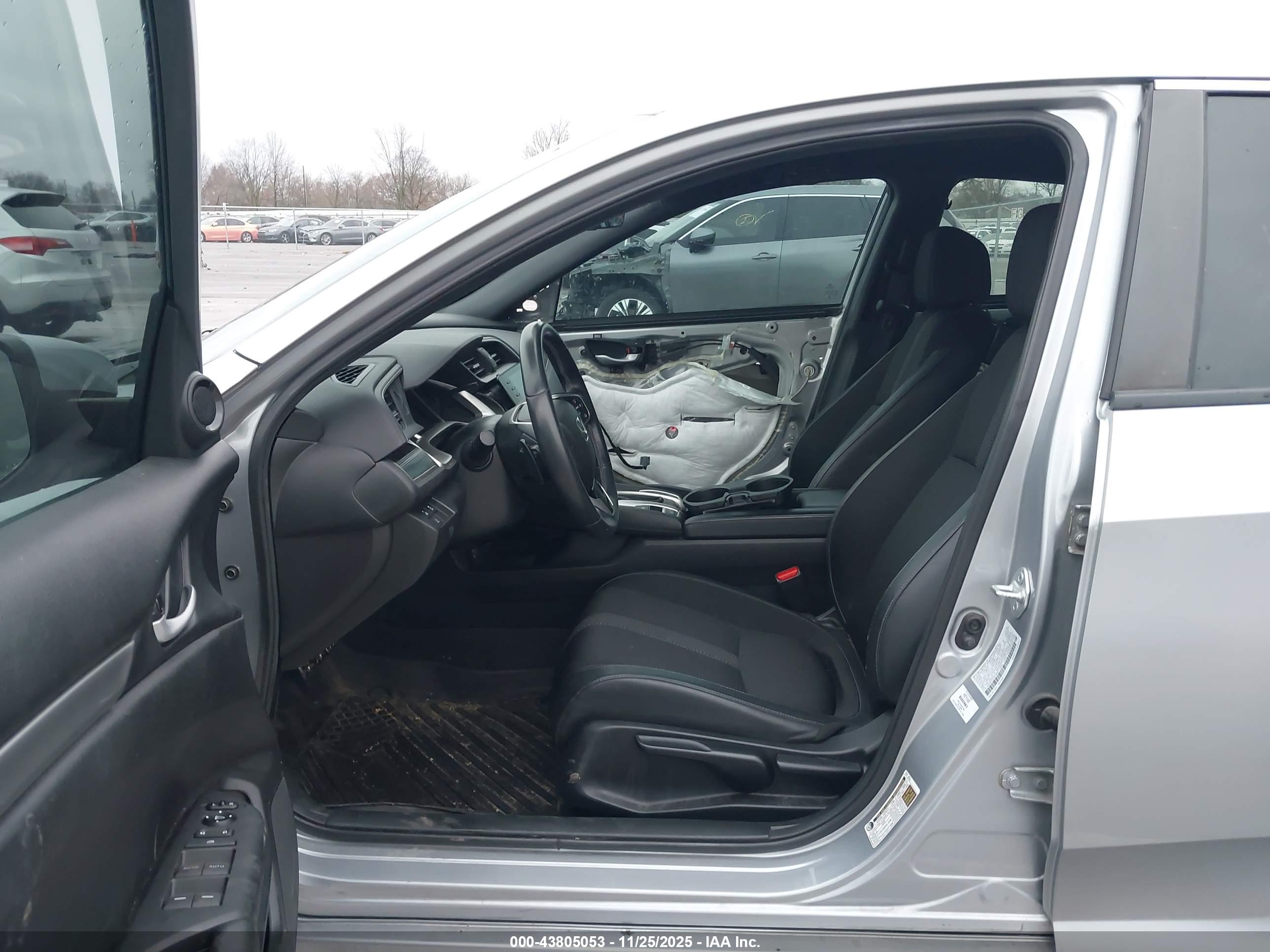 HONDA CIVIC image 5