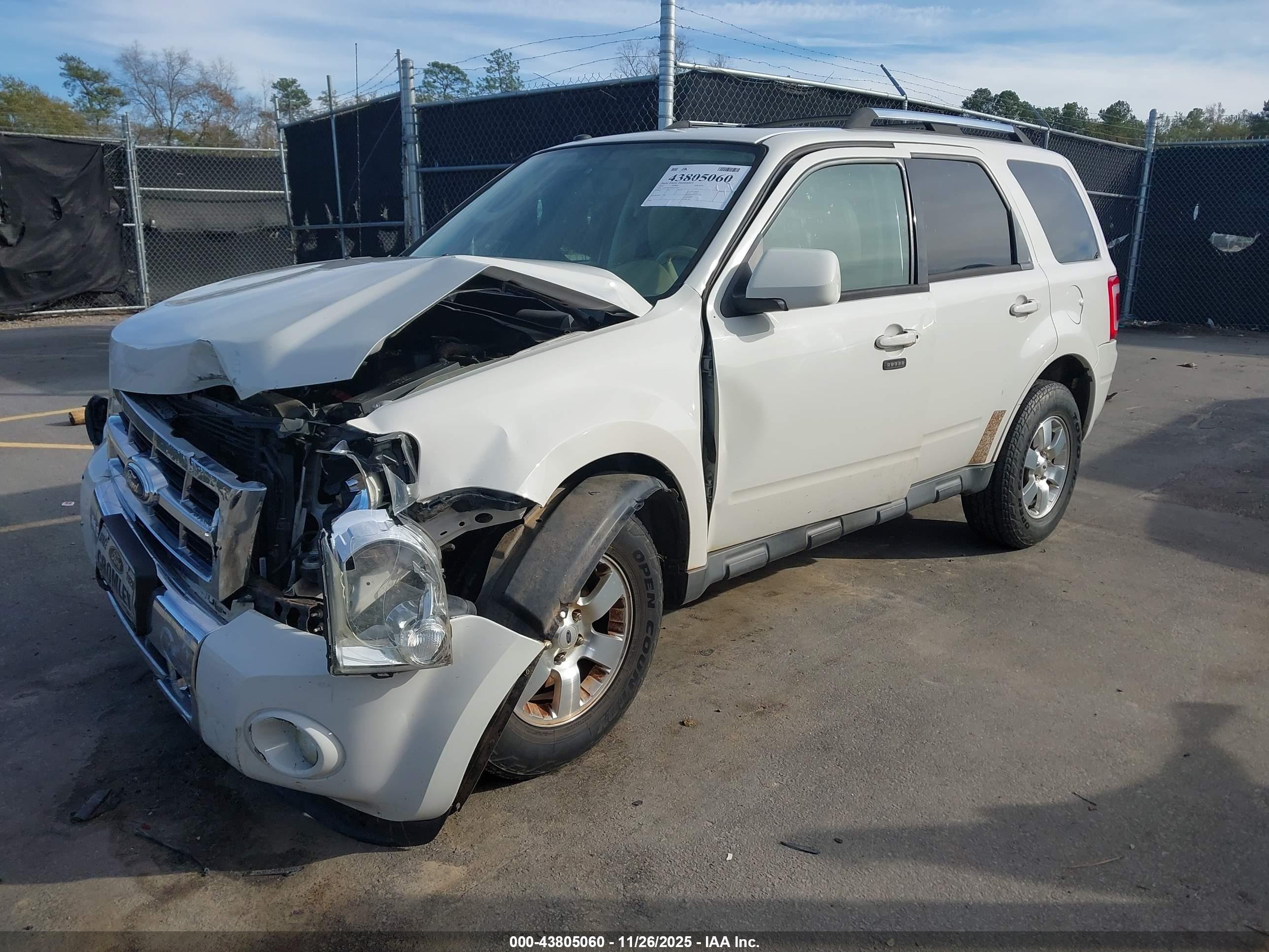 FORD ESCAPE image 2