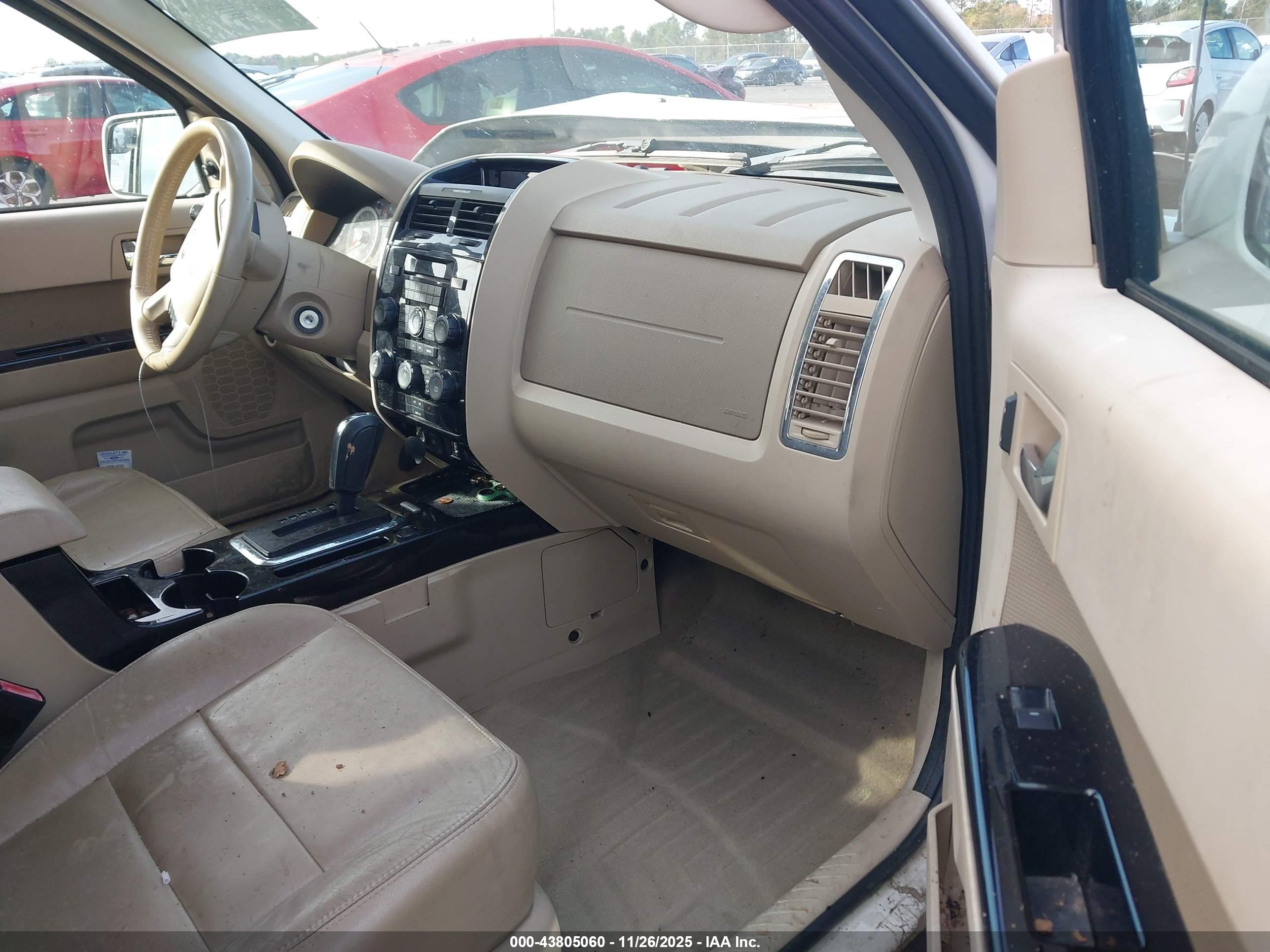 FORD ESCAPE image 5