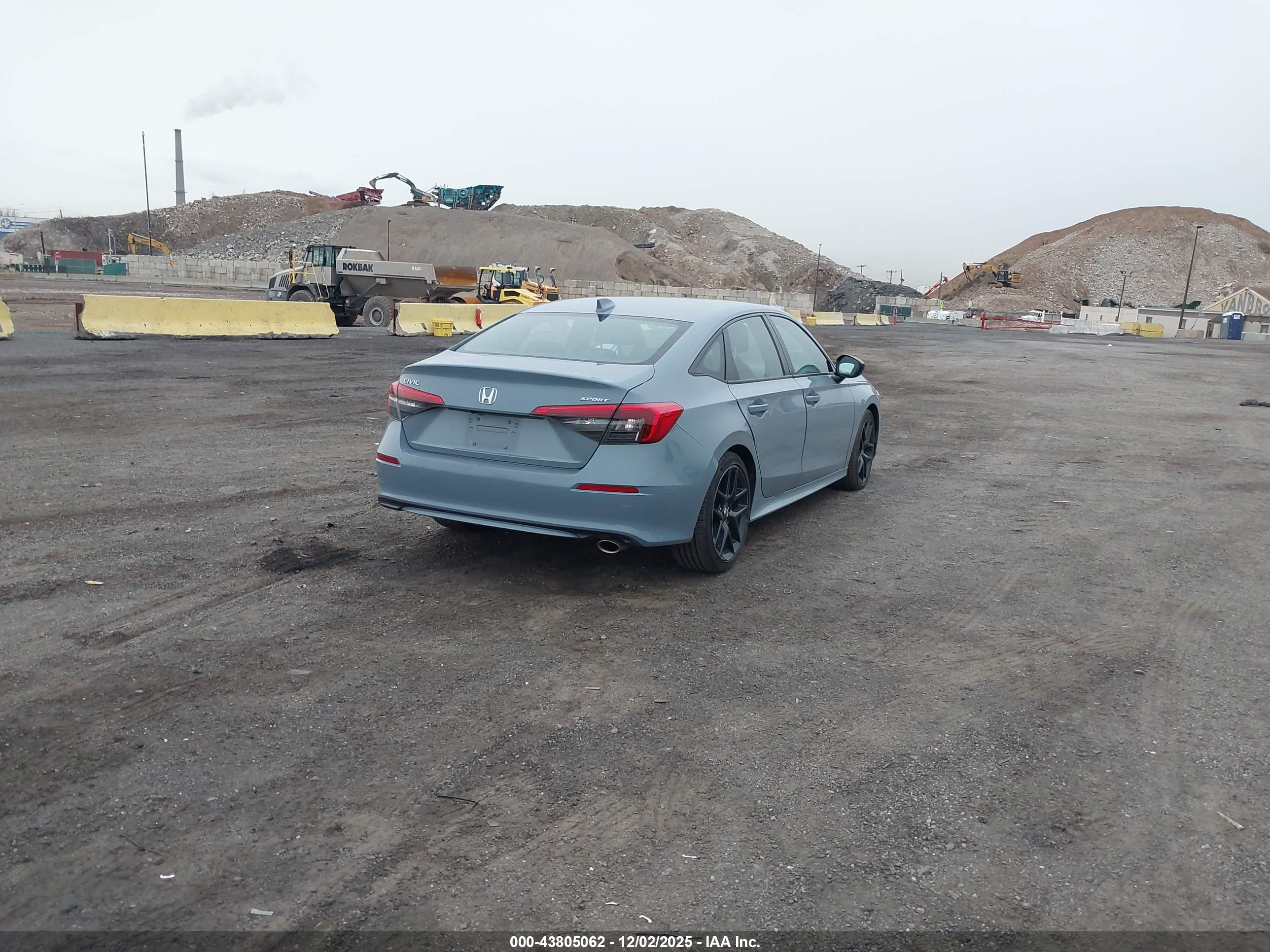 HONDA CIVIC image 4