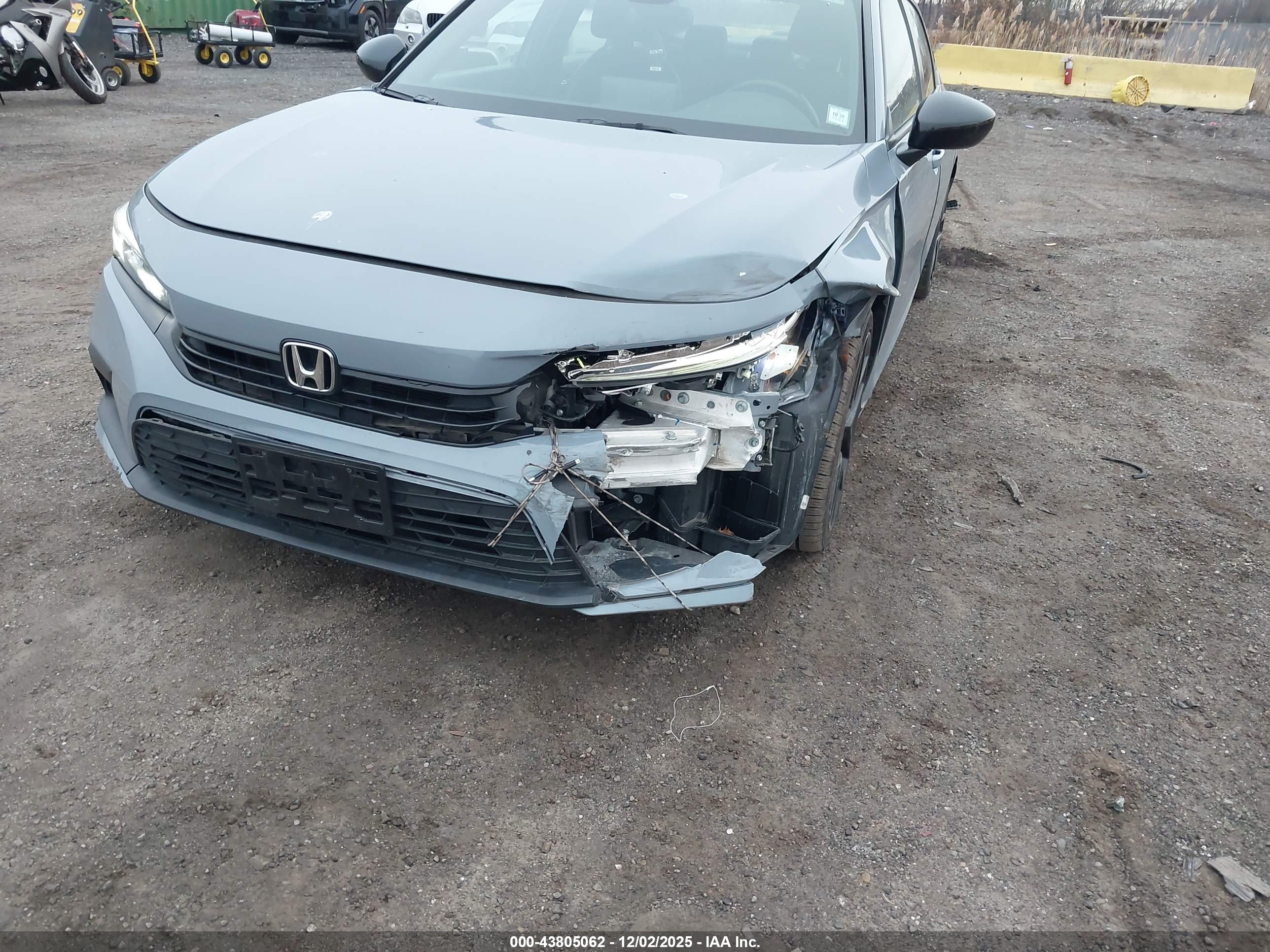HONDA CIVIC image 6