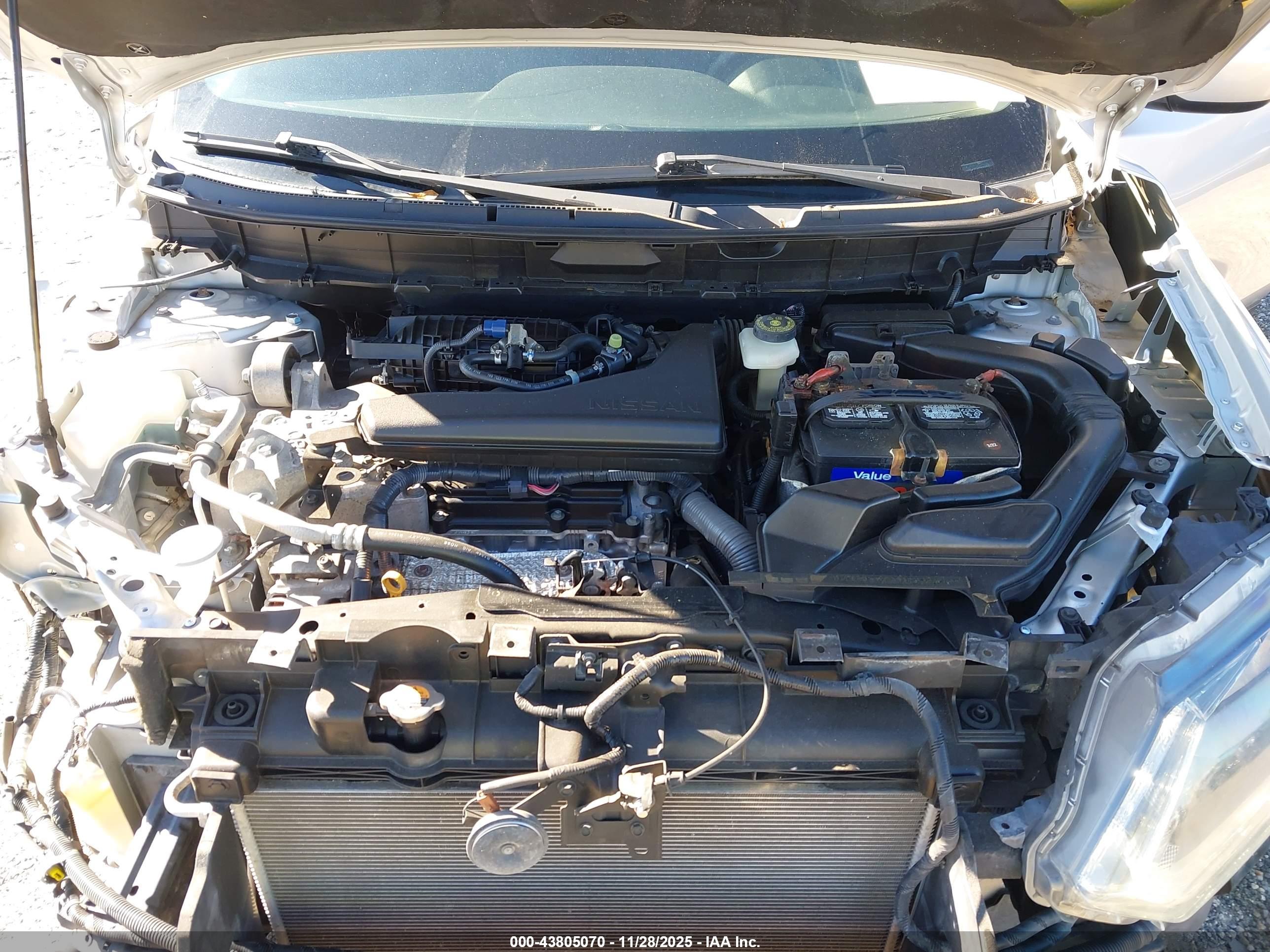 NISSAN ROGUE image 10