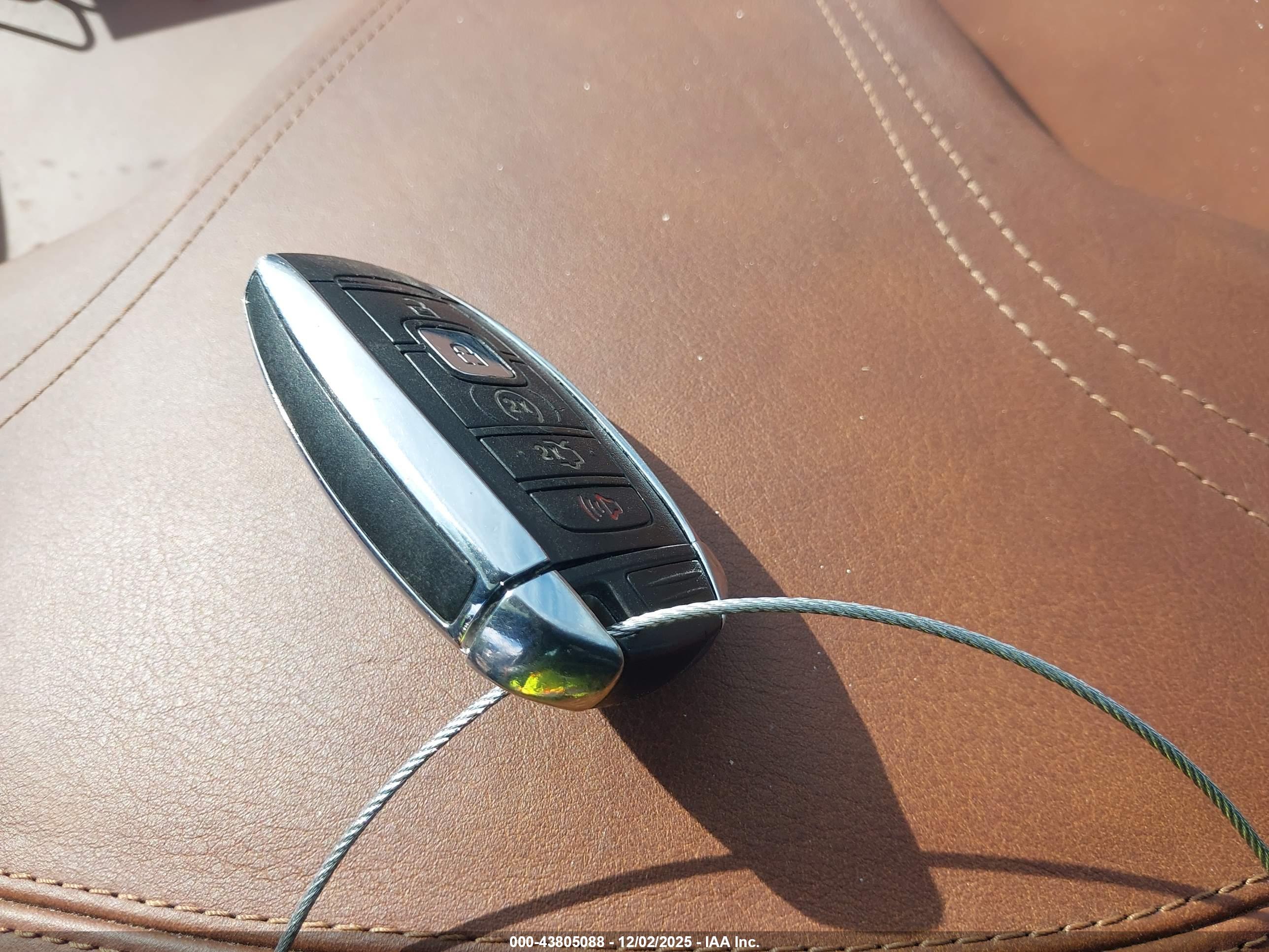 LINCOLN MKZ image 11