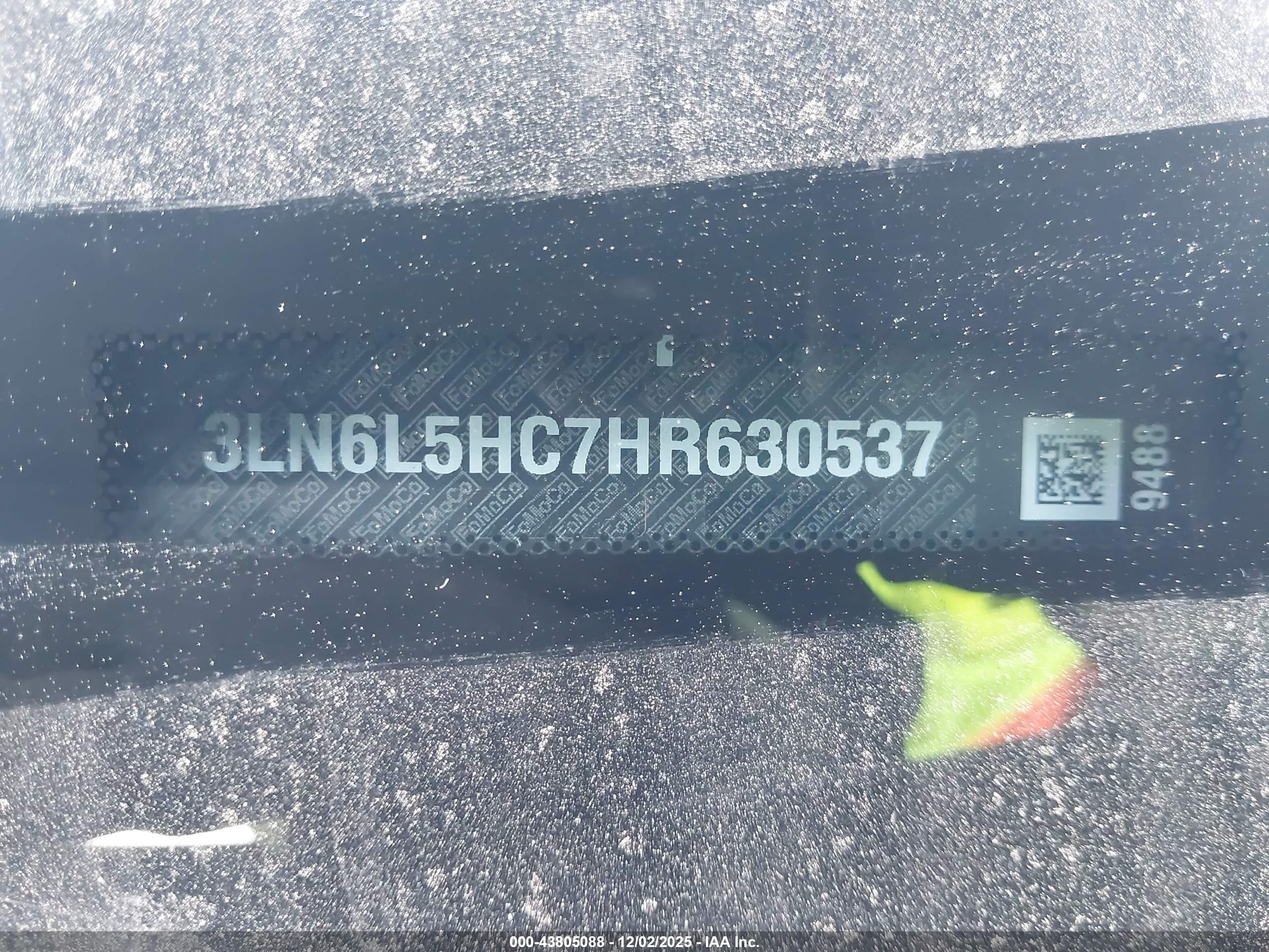 LINCOLN MKZ image 9