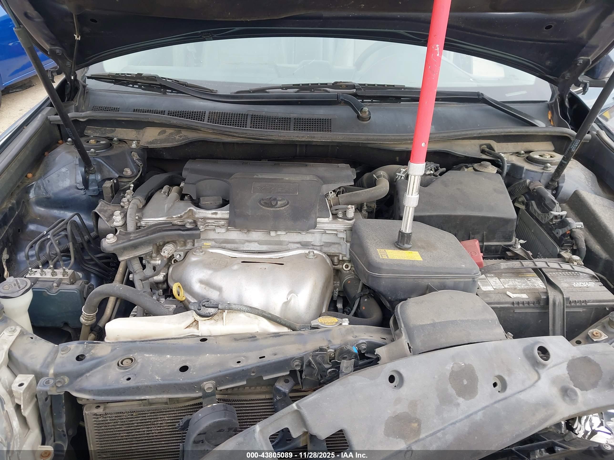 TOYOTA CAMRY image 10