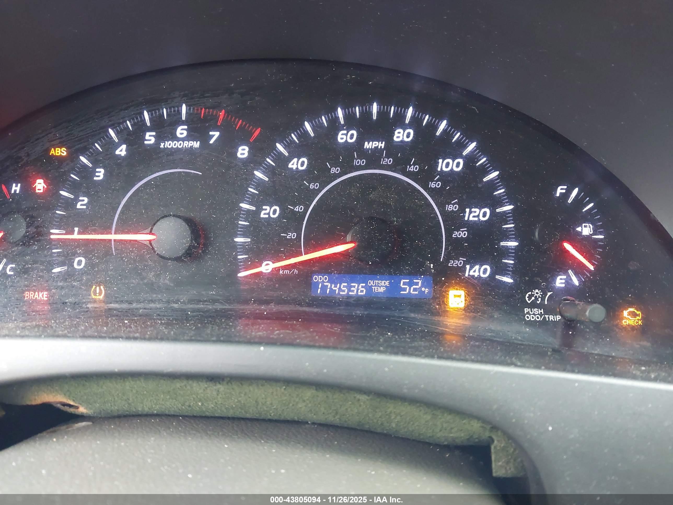 TOYOTA CAMRY image 7