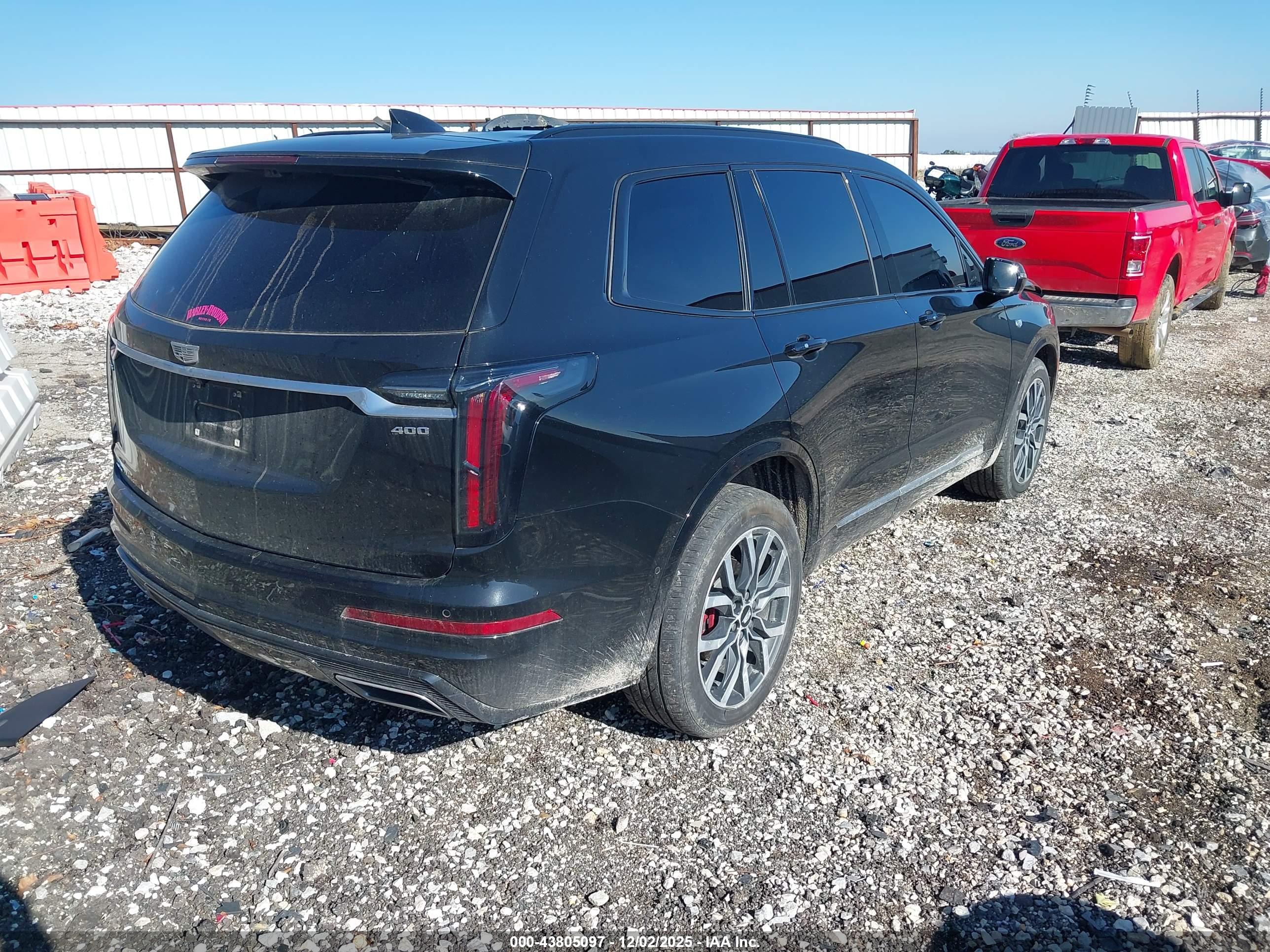CADILLAC XT6 image 4