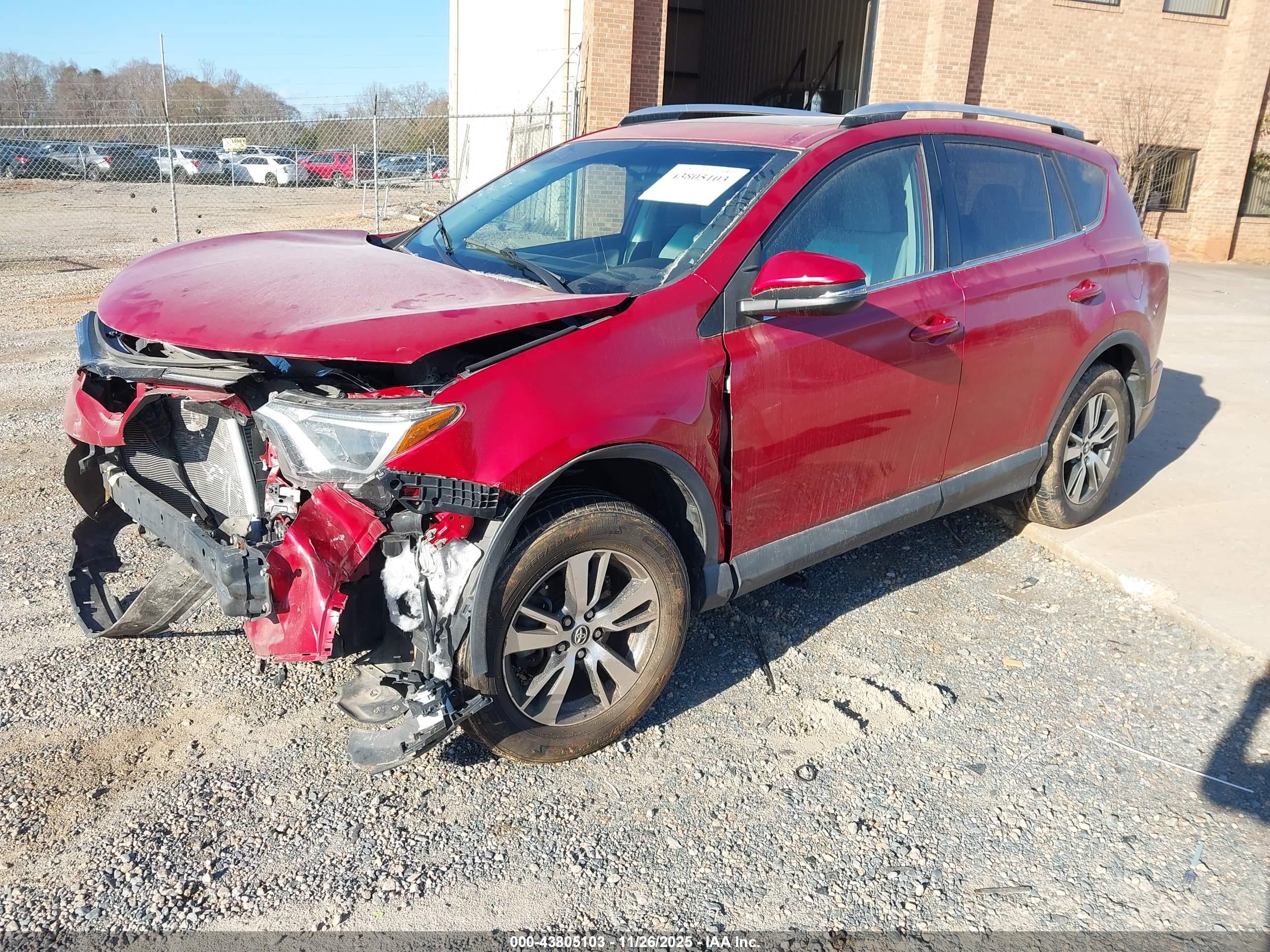 TOYOTA RAV4 image 2