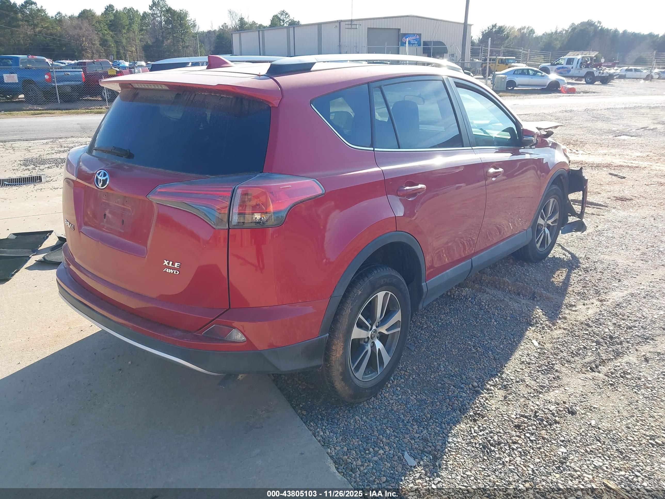 TOYOTA RAV4 image 4