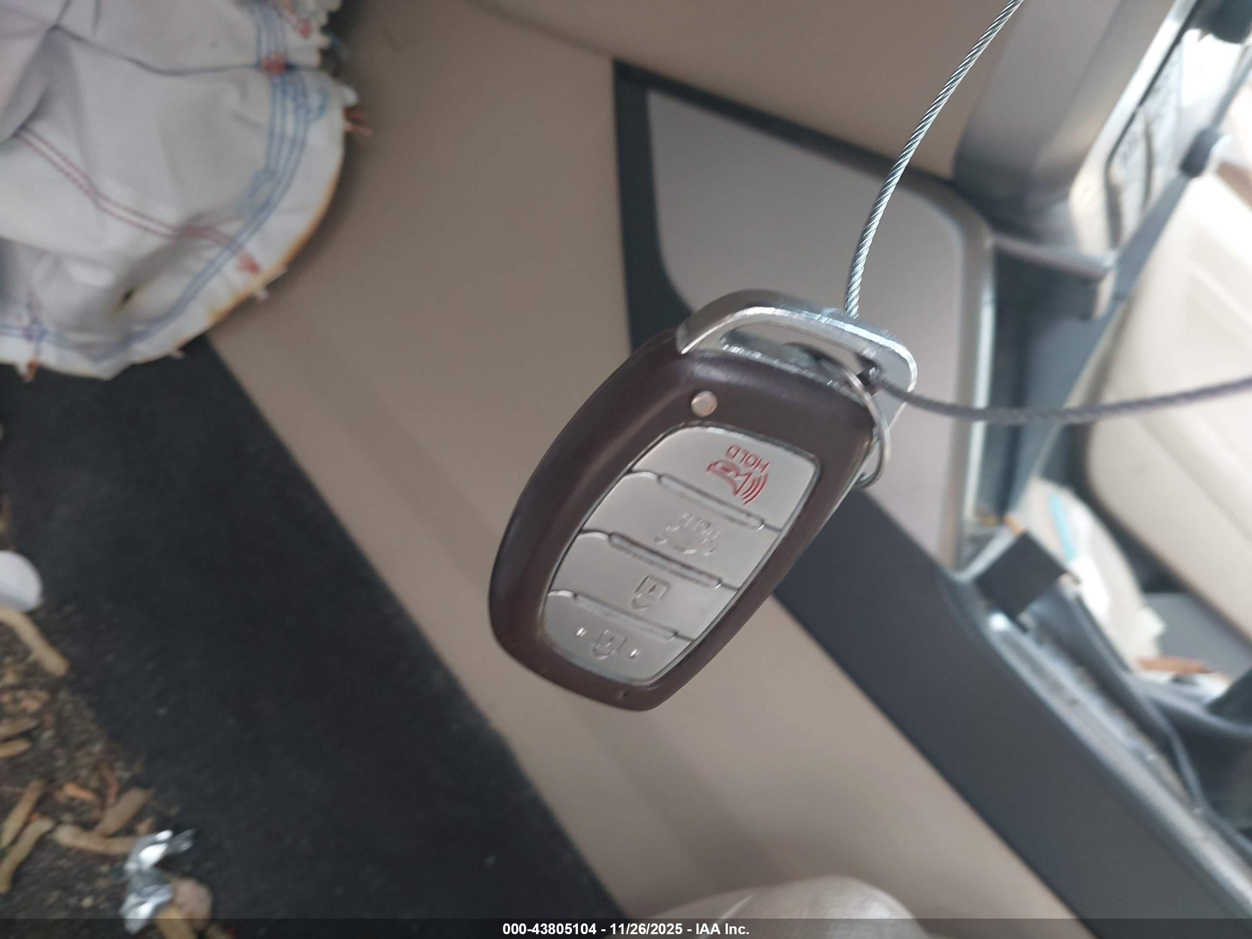 HYUNDAI SONATA image 11