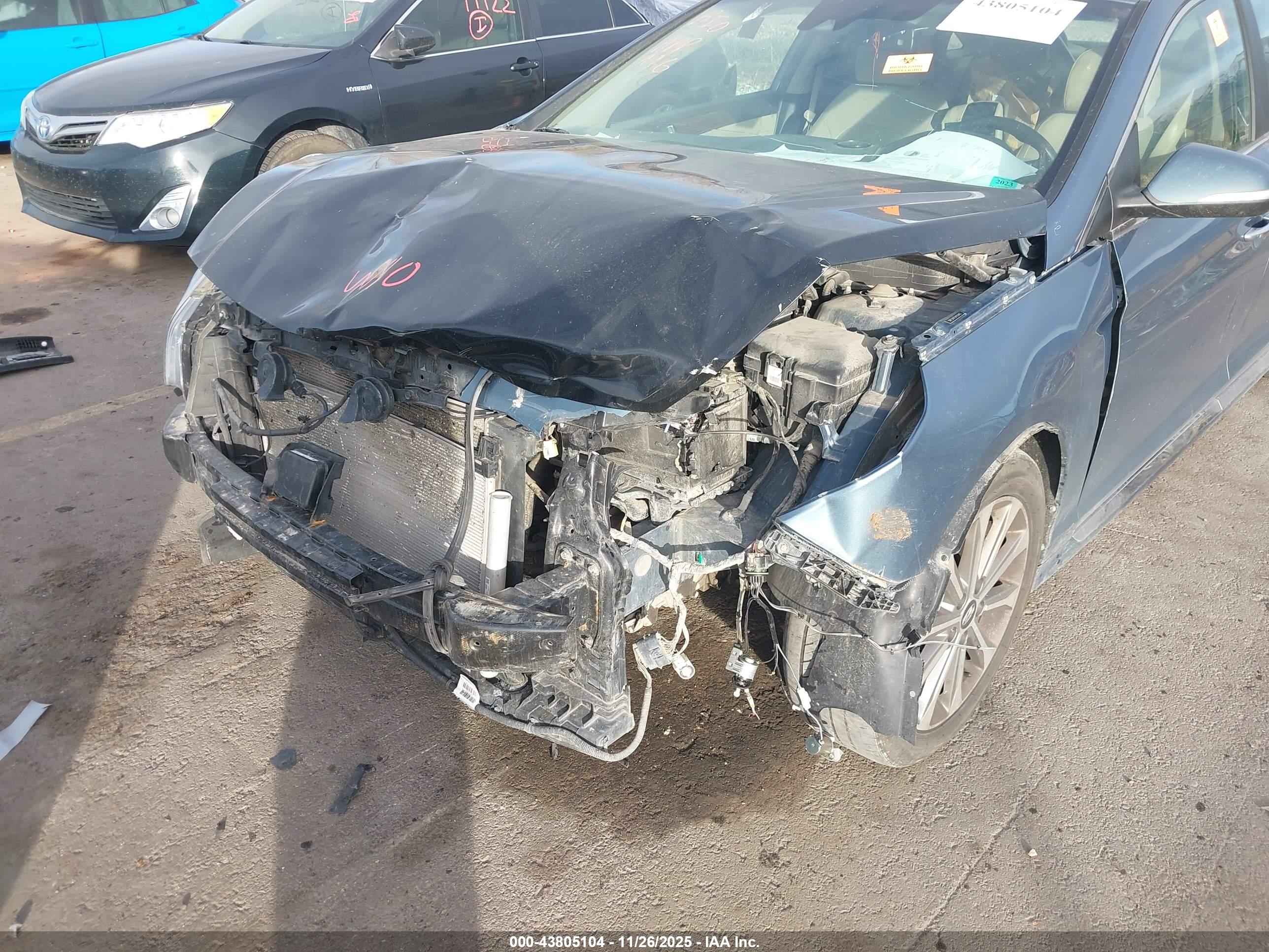 HYUNDAI SONATA image 6