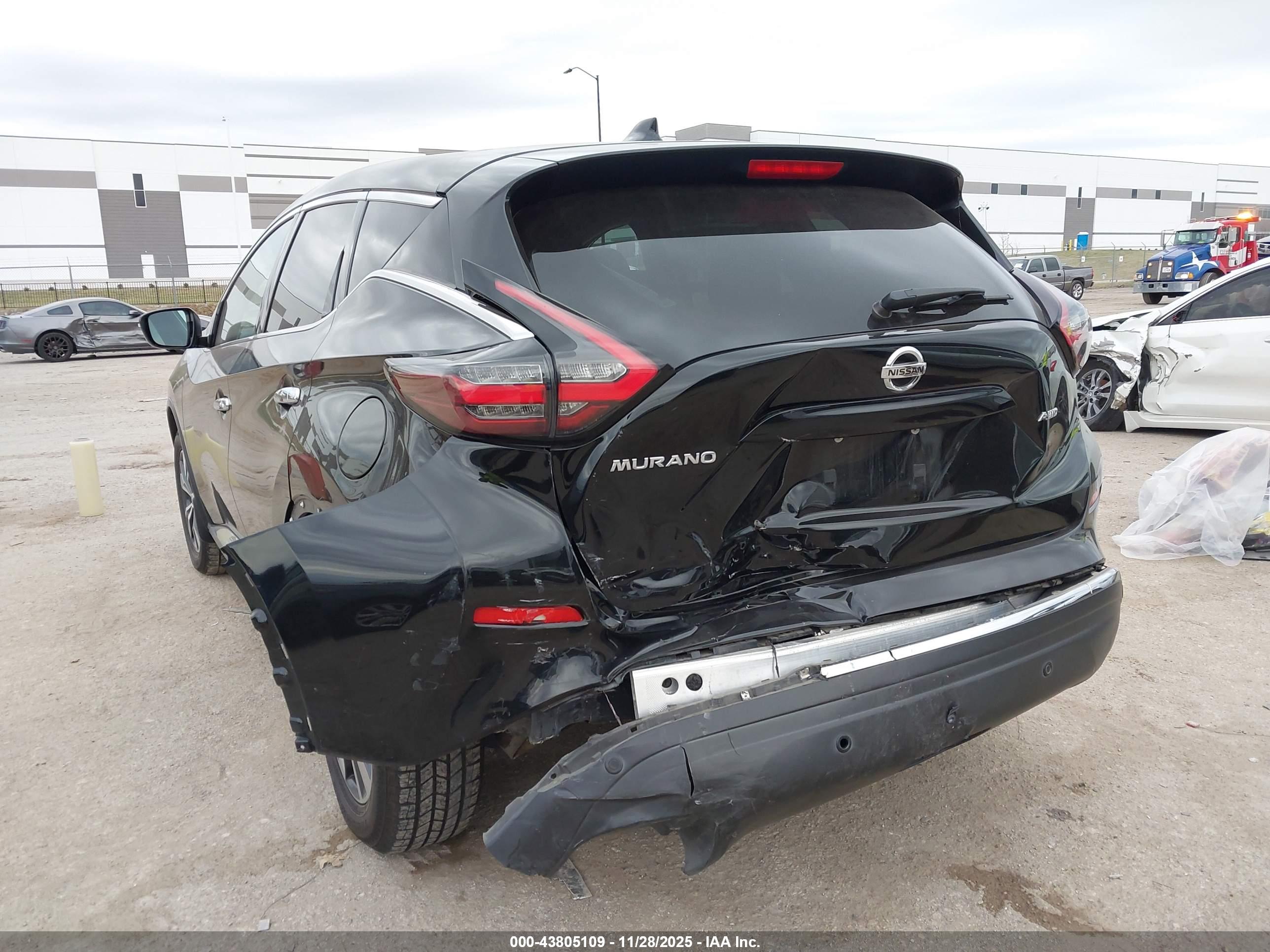 NISSAN MURANO image 3