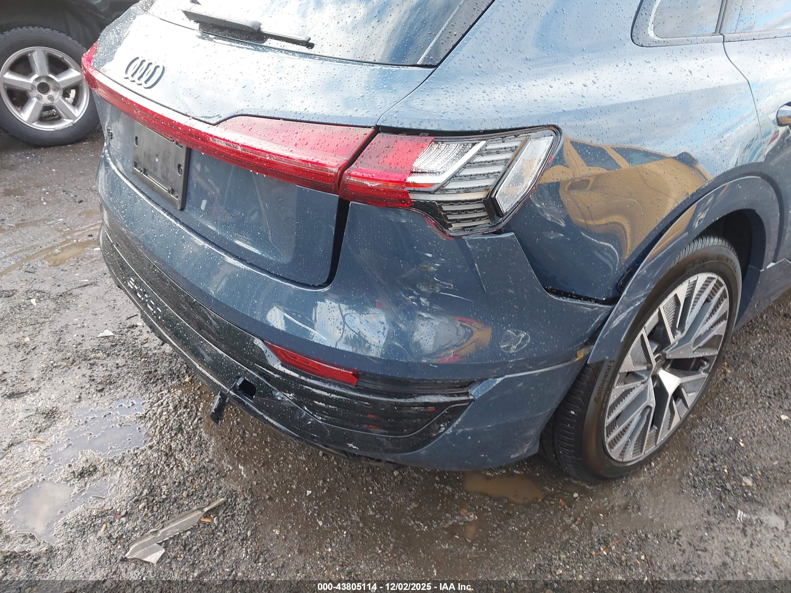 AUDI Q8 image 6
