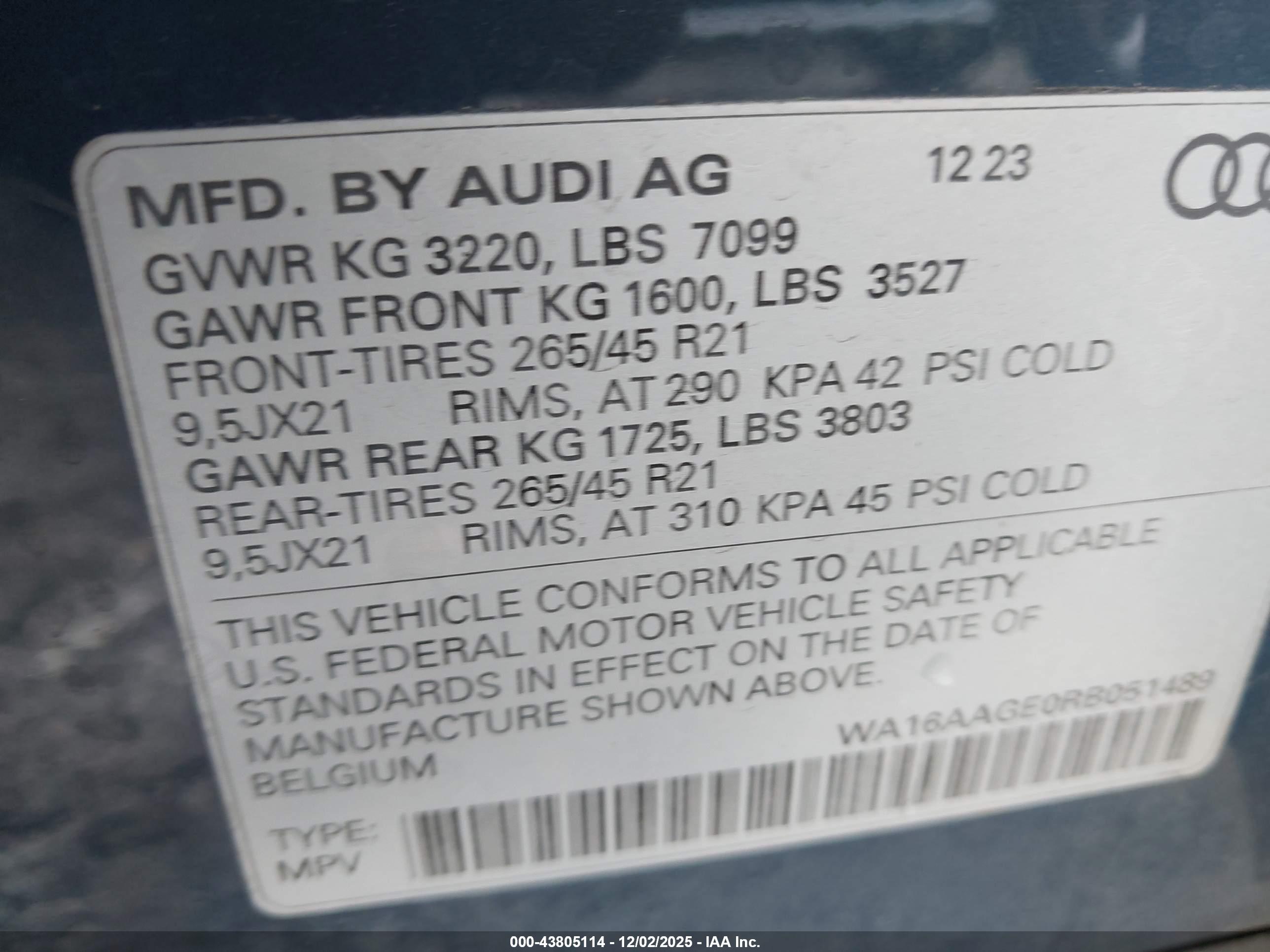 AUDI Q8 image 9