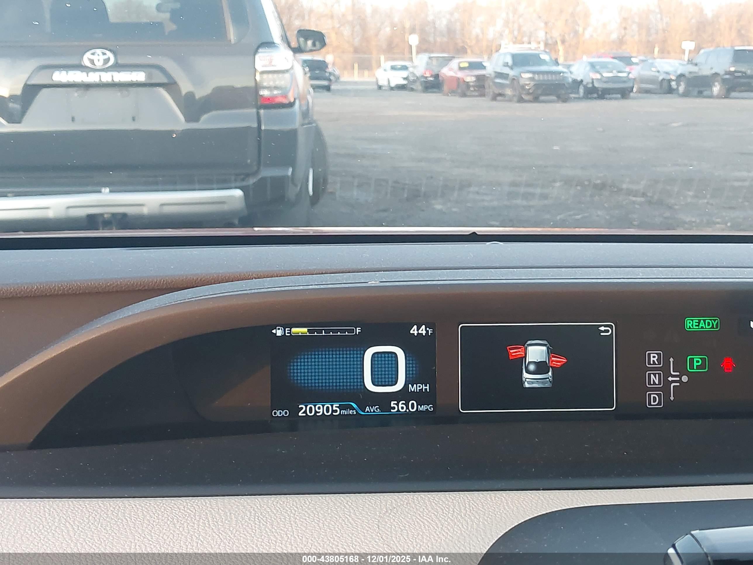 TOYOTA PRIUS image 7