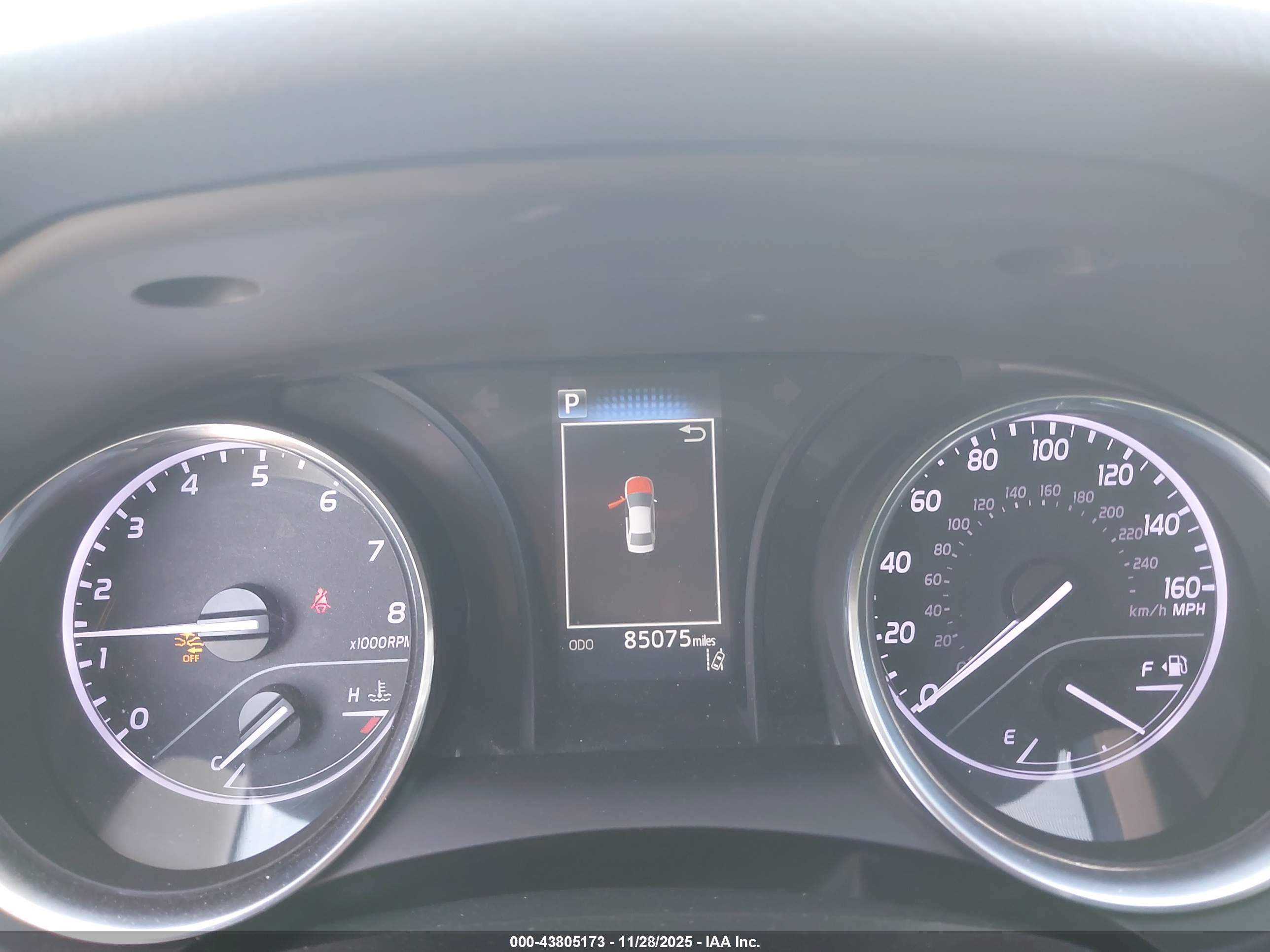 TOYOTA CAMRY image 7
