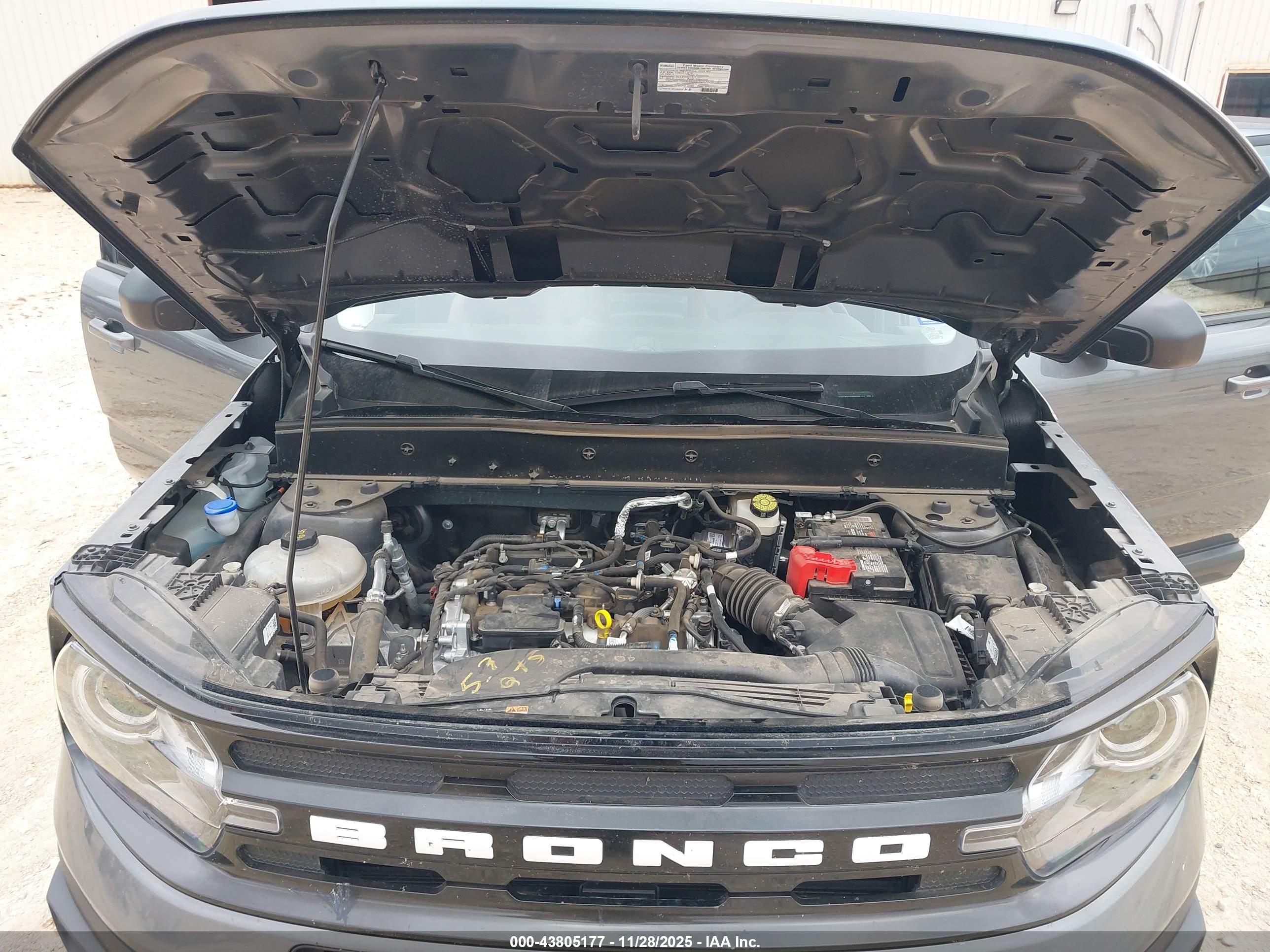 FORD BRONCO image 10