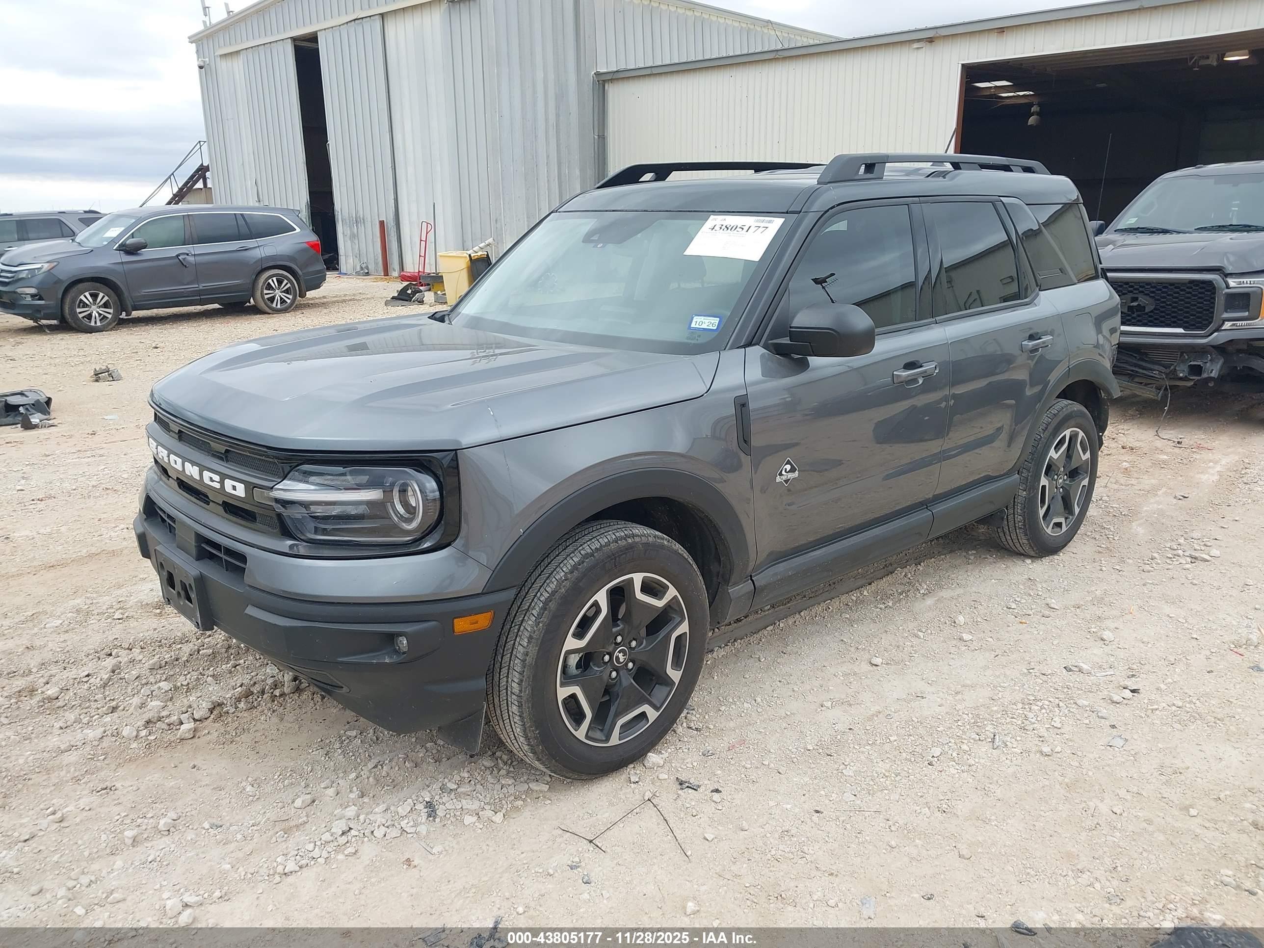 FORD BRONCO image 2