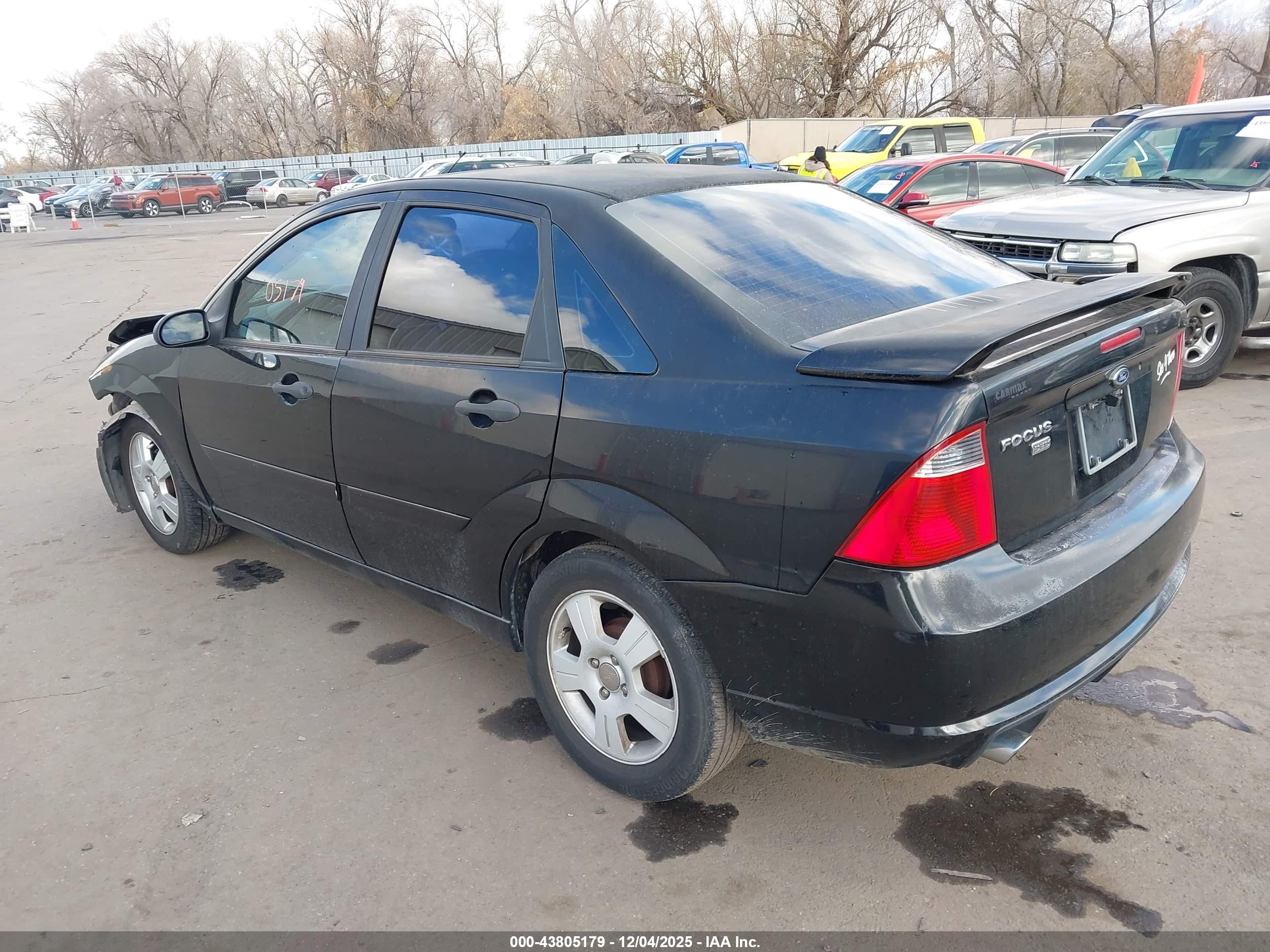 FORD FOCUS image 3
