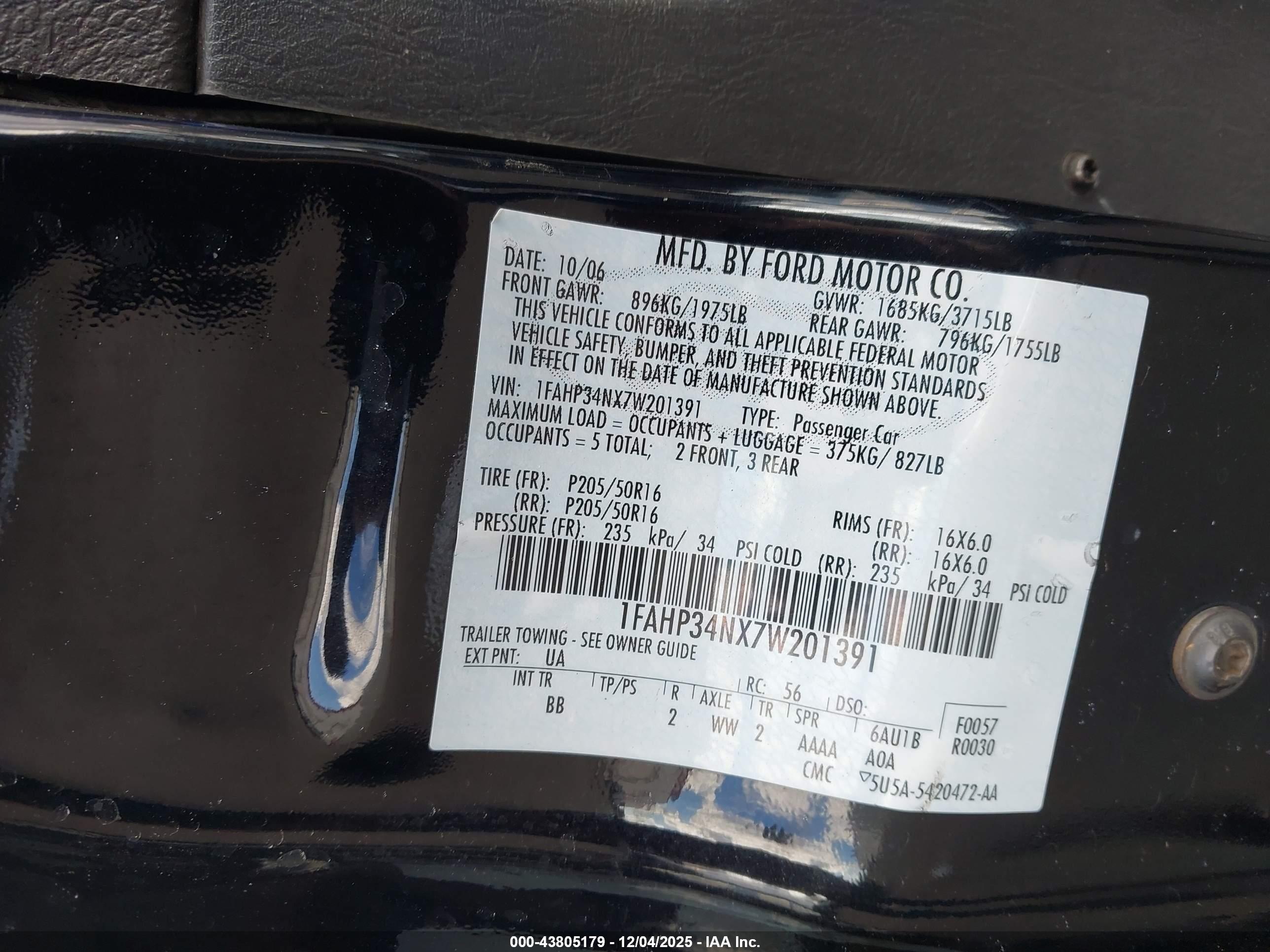 FORD FOCUS image 9